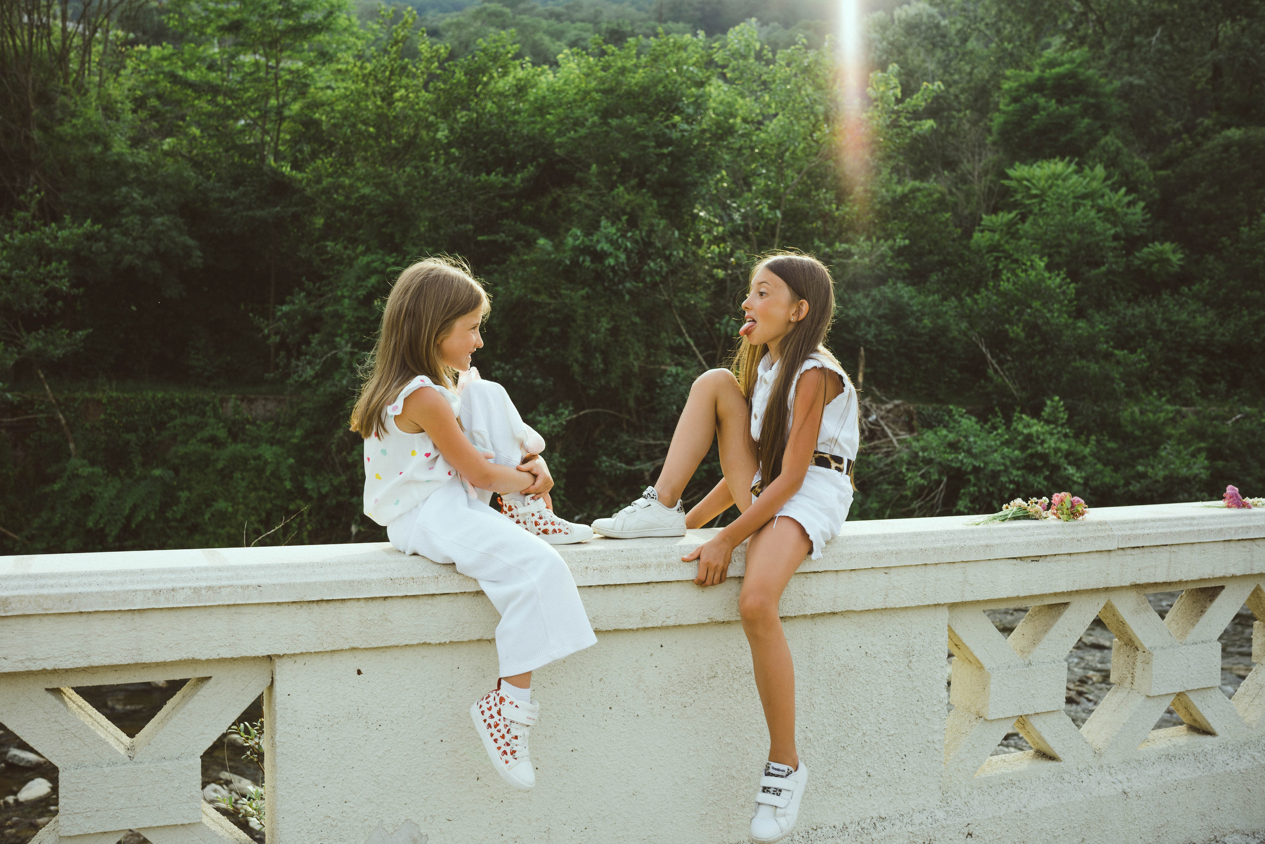 Михаил, Дарья, Варвара, Софья и Майя прогулка. Фотограф в Сочи Щетинина Анастасия