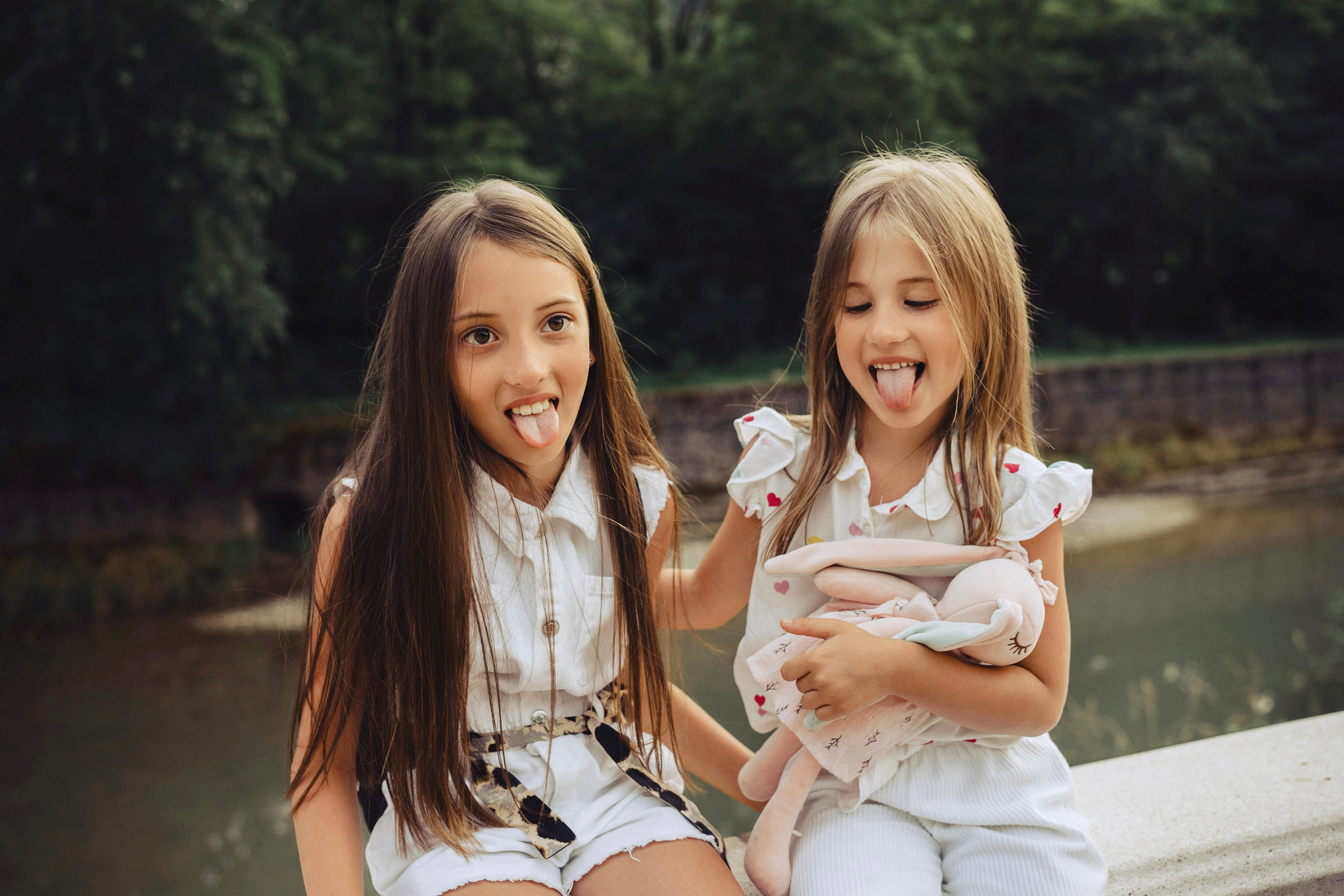 Михаил, Дарья, Варвара, Софья и Майя прогулка. Фотограф в Сочи Щетинина Анастасия