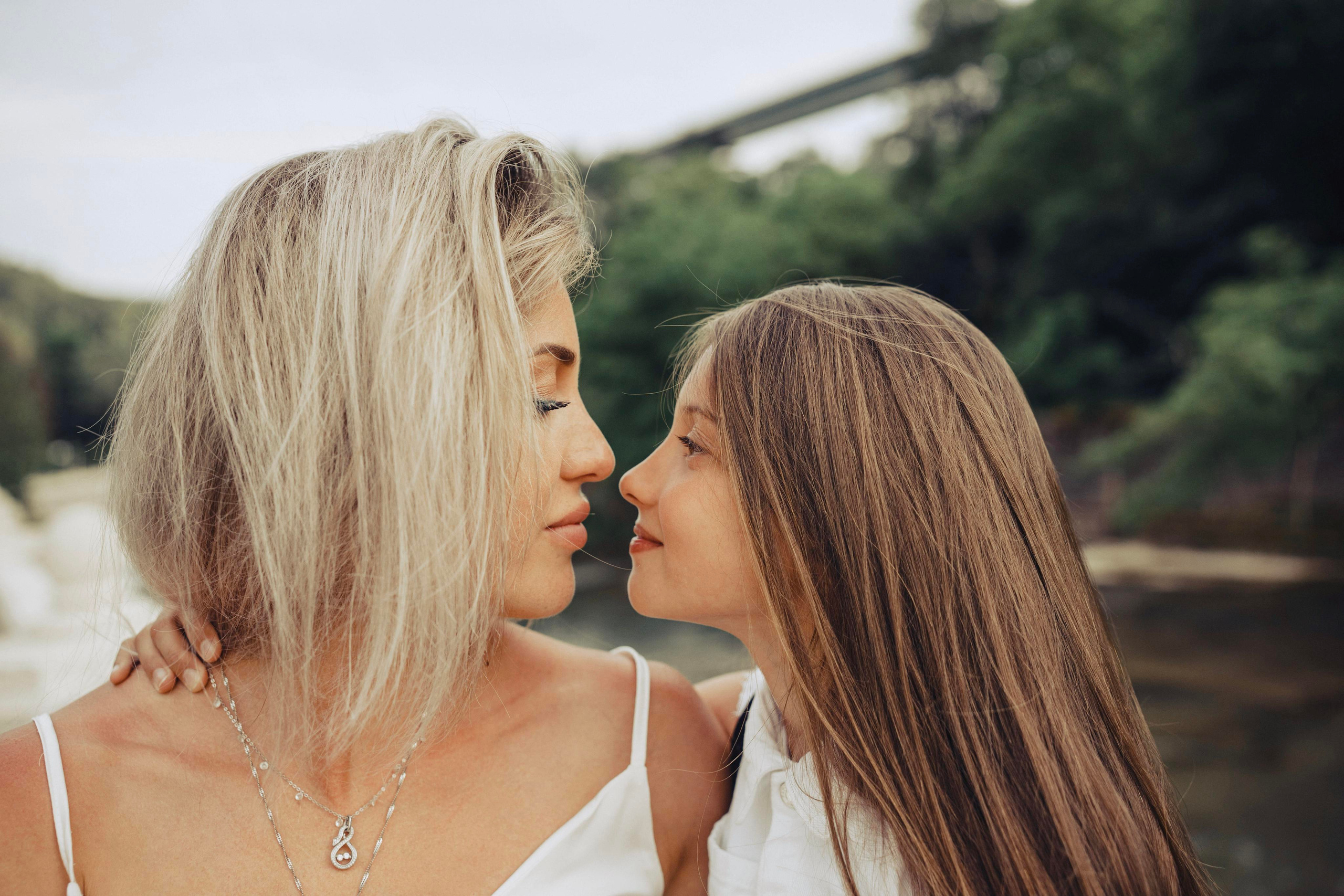 Михаил, Дарья, Варвара, Софья и Майя прогулка. Фотограф в Сочи Щетинина Анастасия