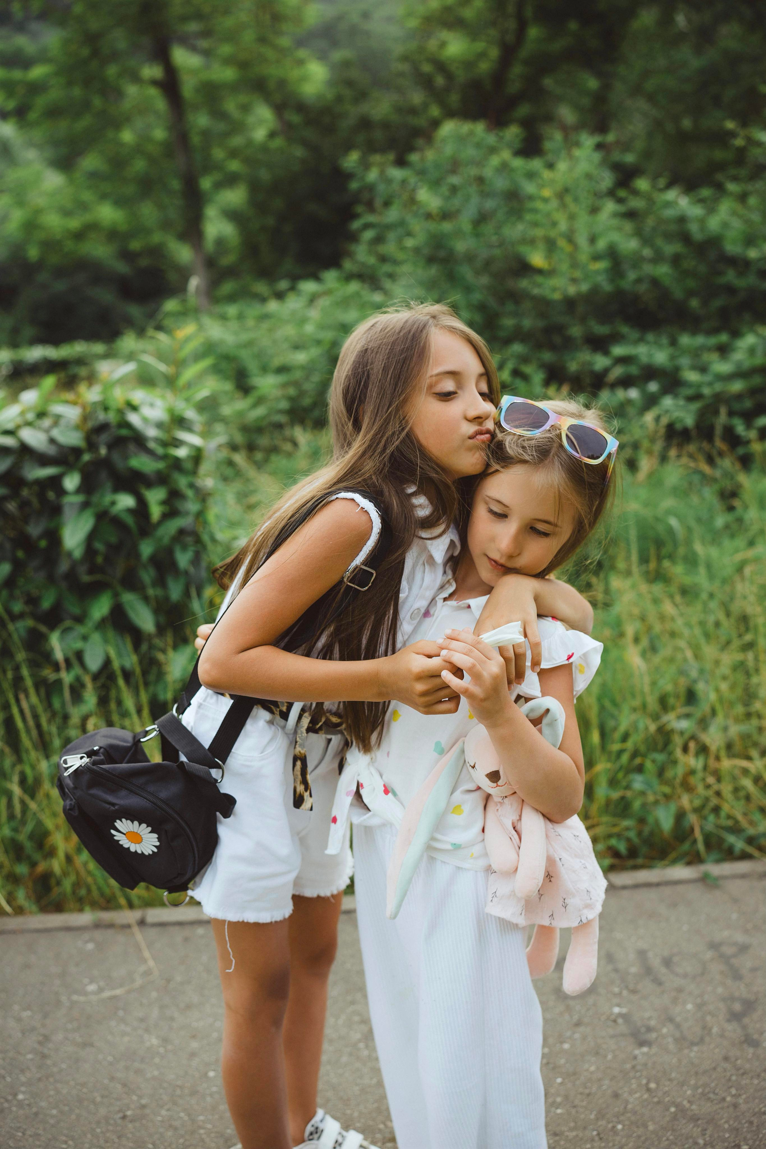 Михаил, Дарья, Варвара, Софья и Майя прогулка. Фотограф в Сочи Щетинина Анастасия