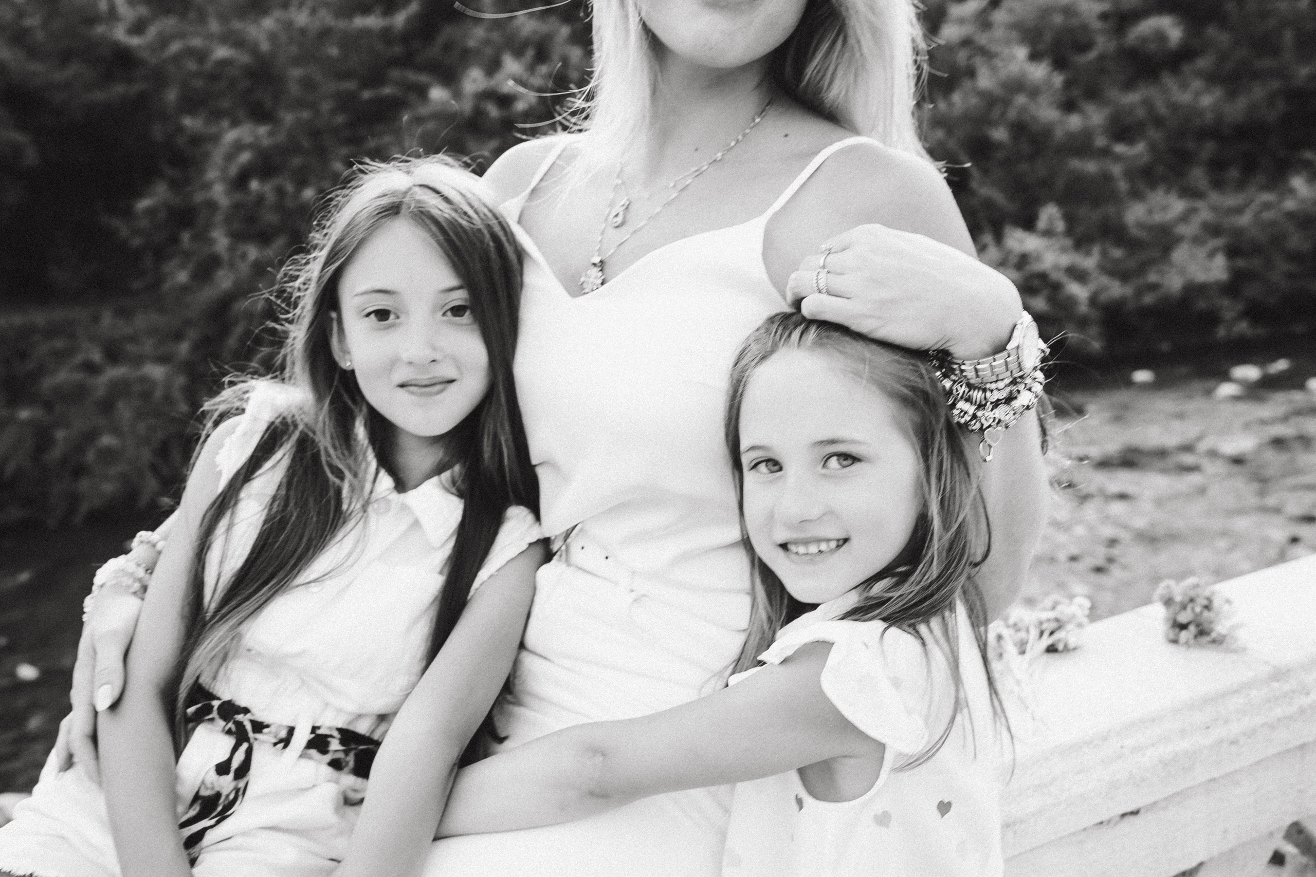 Михаил, Дарья, Варвара, Софья и Майя прогулка. Фотограф в Сочи Щетинина Анастасия