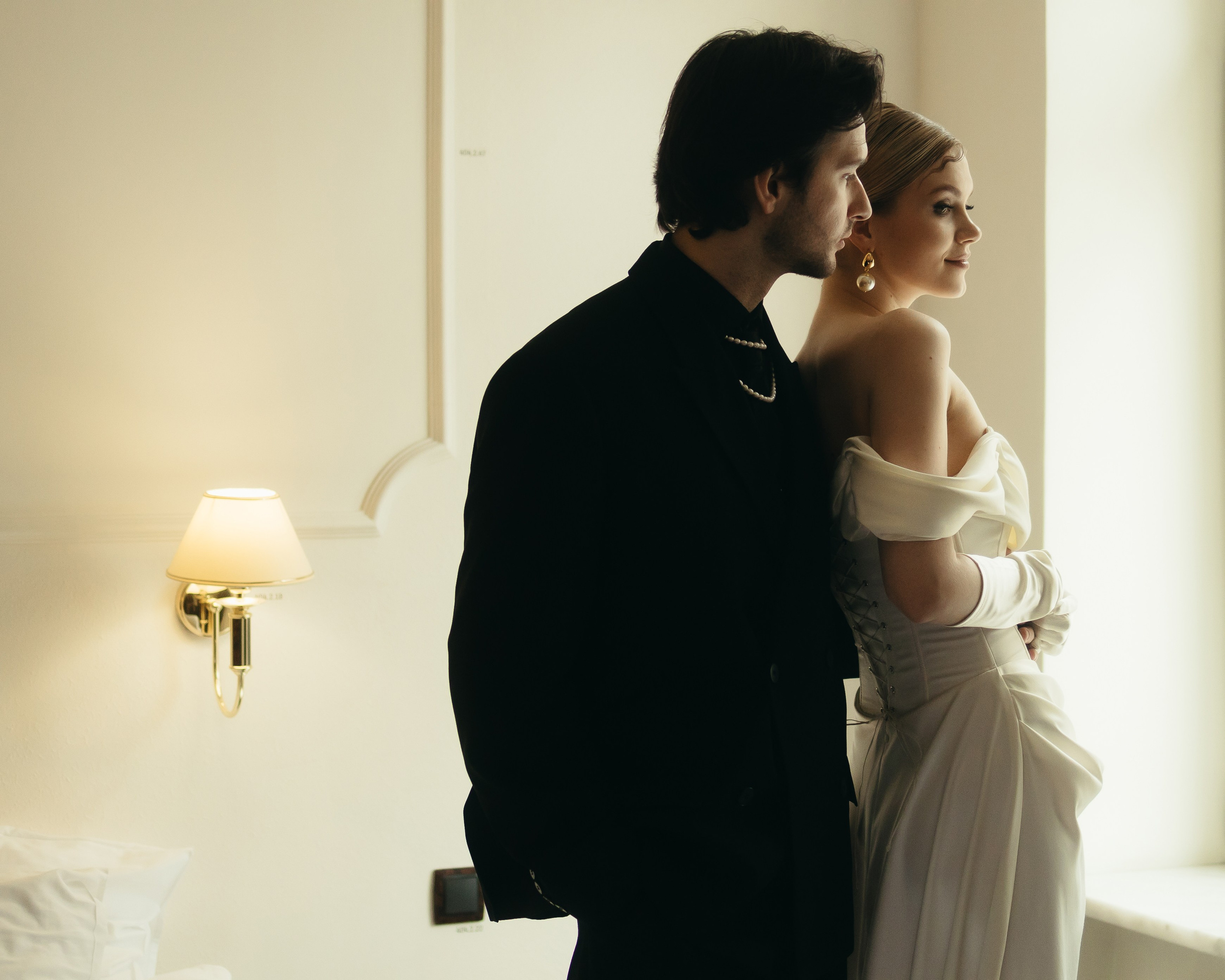 Стас и Оля, свадебное лавстори в отеле Marco Polo. Пленочные и цифровые кадры. Свадебный и портретный фотограф в Москве Кристина Золотова