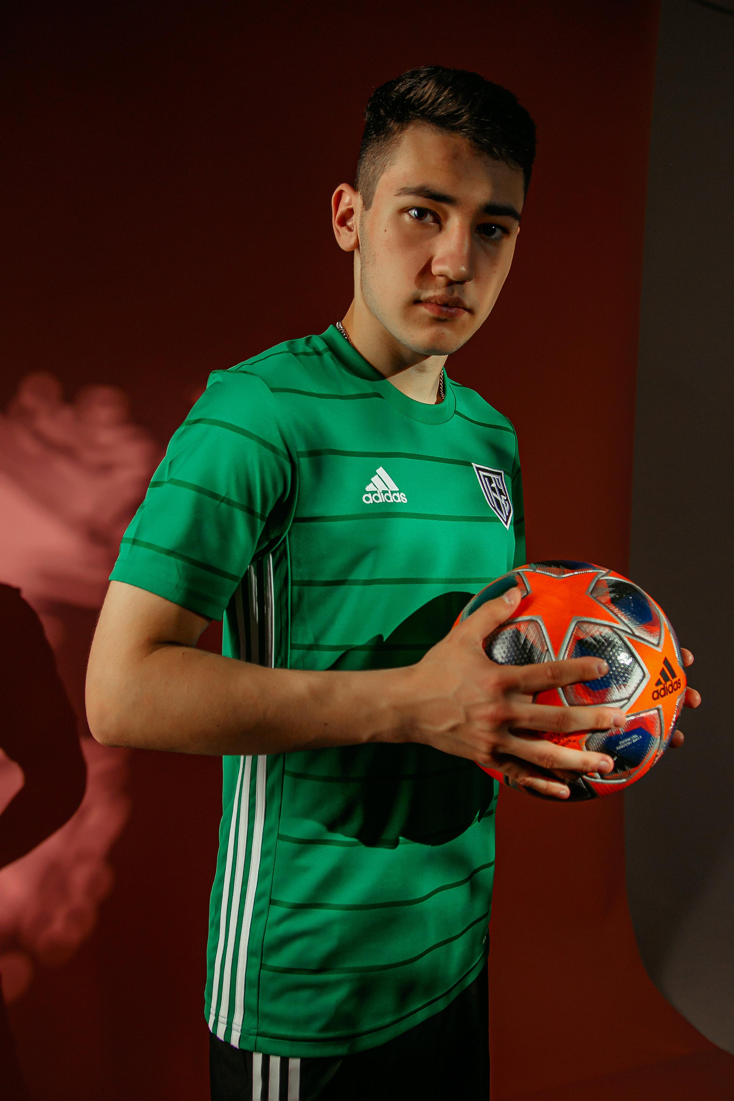 R96. Фотограф Event | Портрет | Реклама. Екатеринбург→Москва→Санкт-Петербург | Александр Братилов