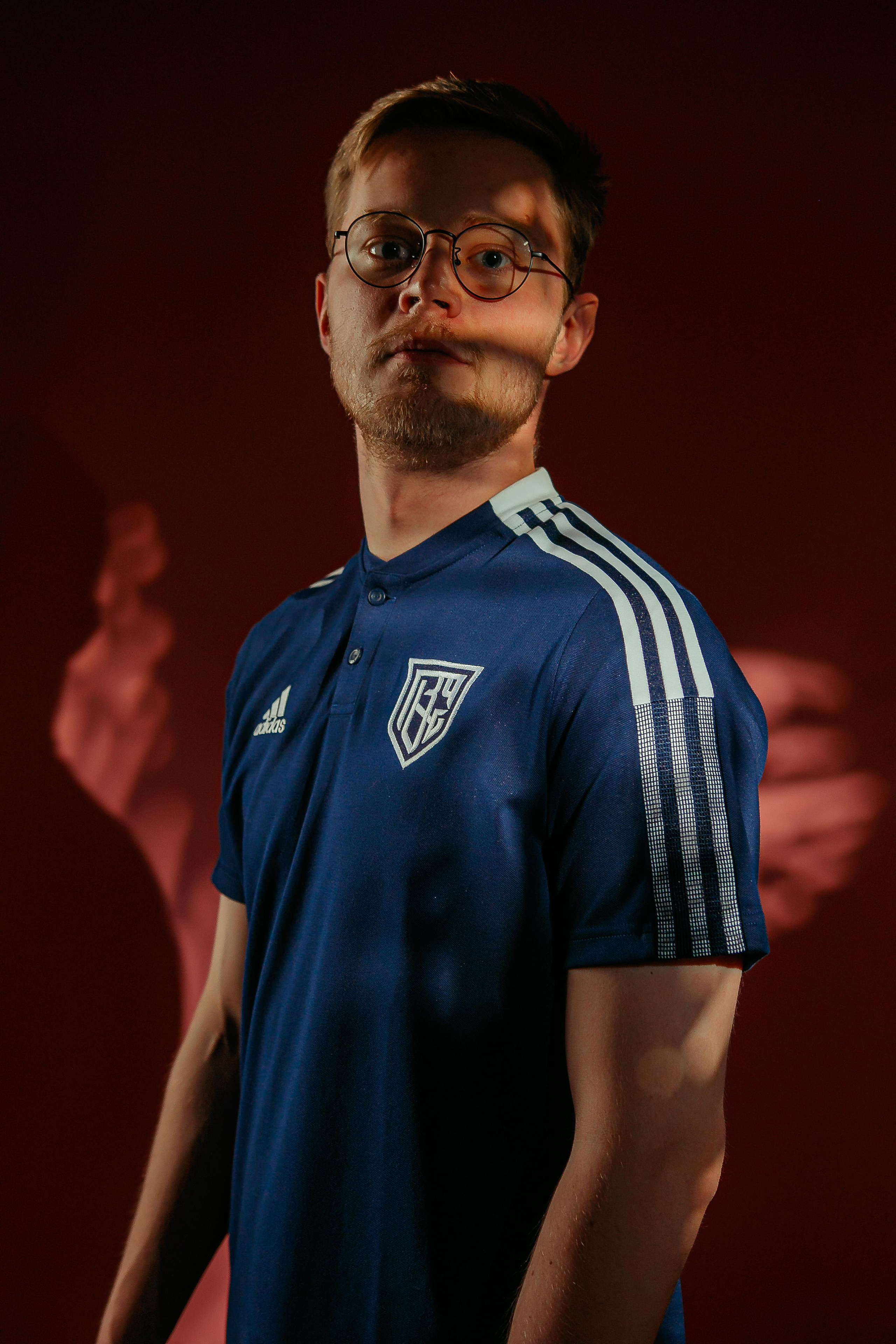 R96. Фотограф Event | Портрет | Реклама. Екатеринбург→Москва→Санкт-Петербург | Александр Братилов