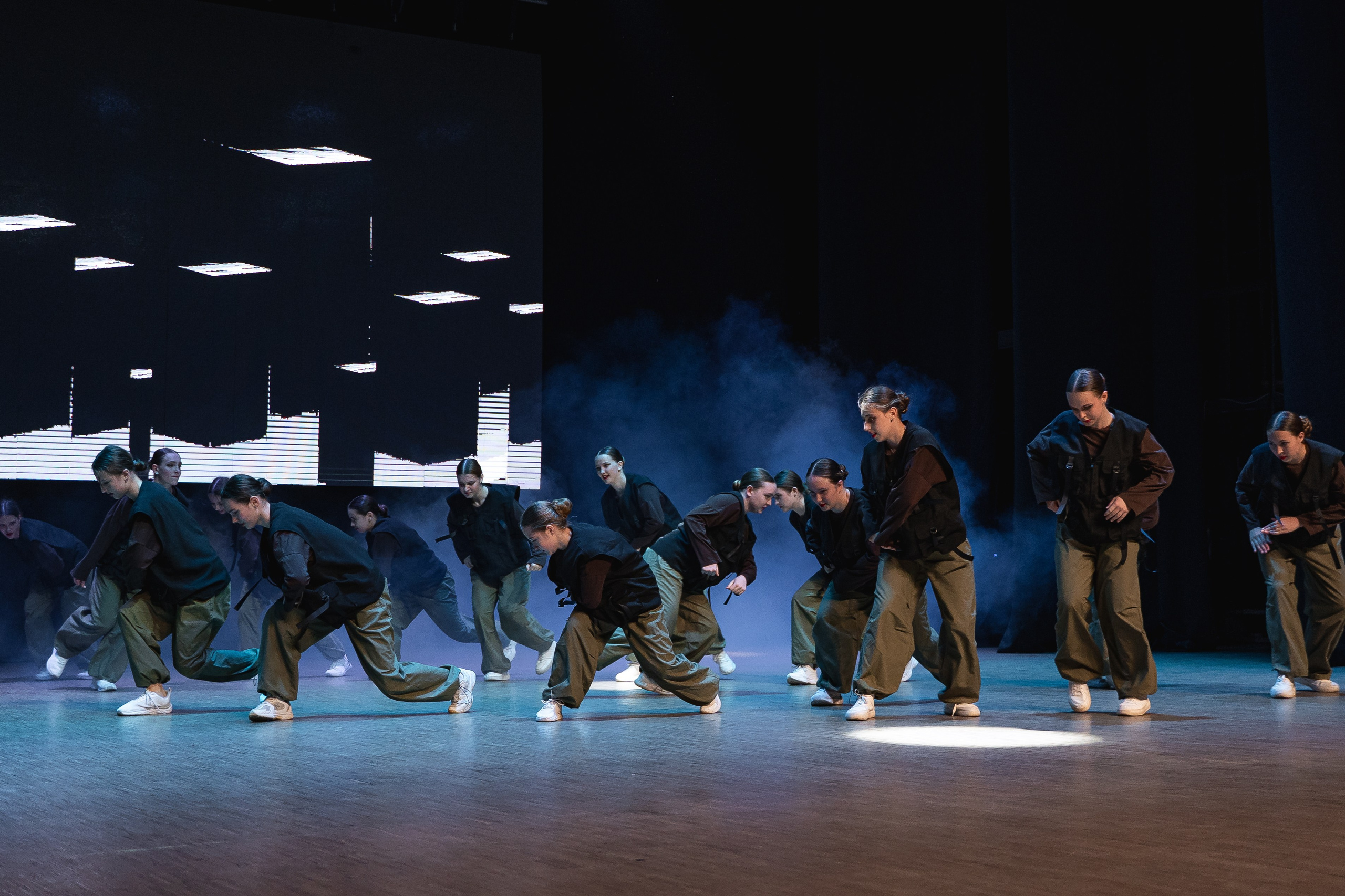 Отчётный концерт танцевально-спортивного клуба «PULSE». Портретный и репортажный фотограф в Воронеже: Анастасия Пузикова