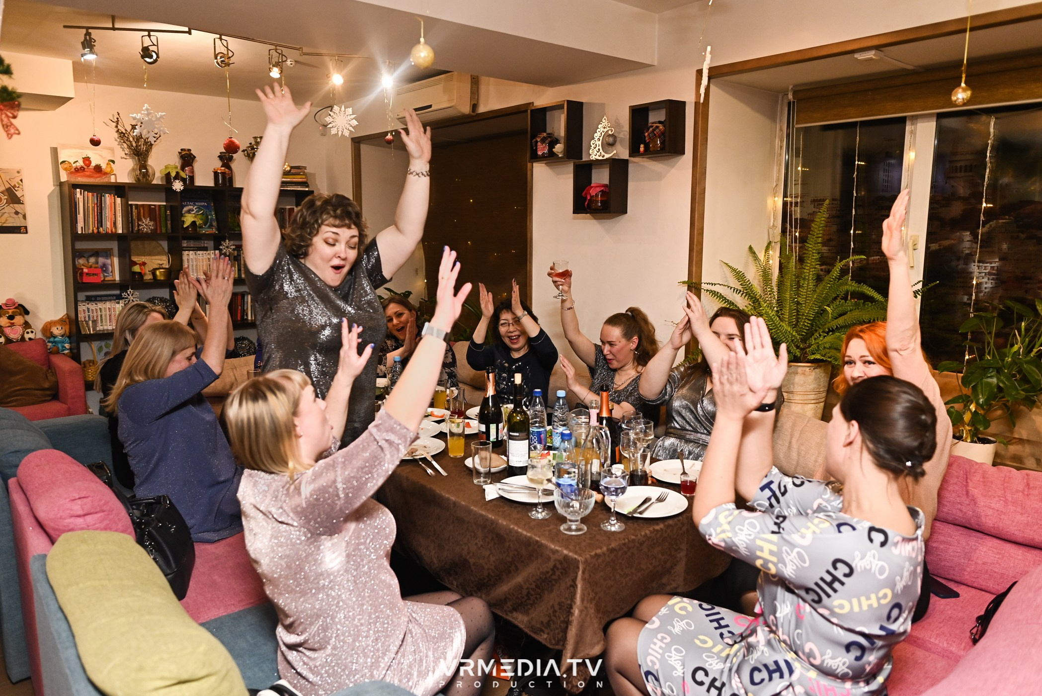Новогодний вечер в кафе «кАмпот»
