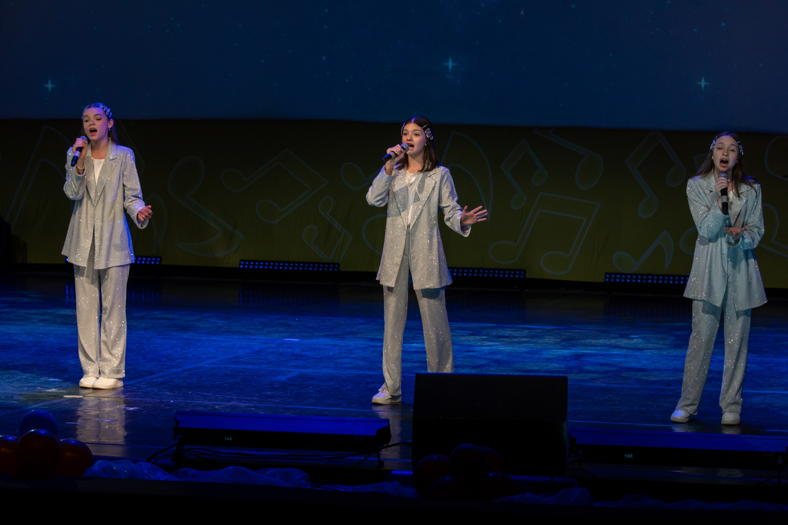 Съёмка концерта для Домисольки, большой концертный зал Космос. «Студия DRONAVT`s» — видеосъёмка и фотография г. Москва