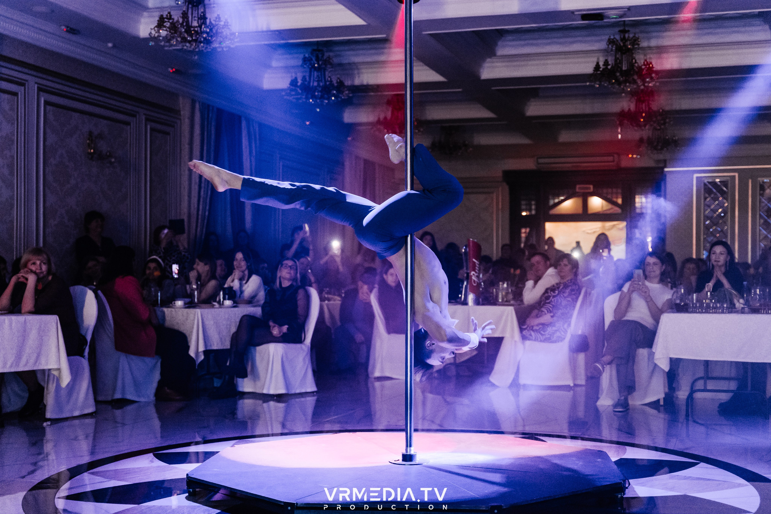 Международный женский день в ресторане «Лазурный берег»