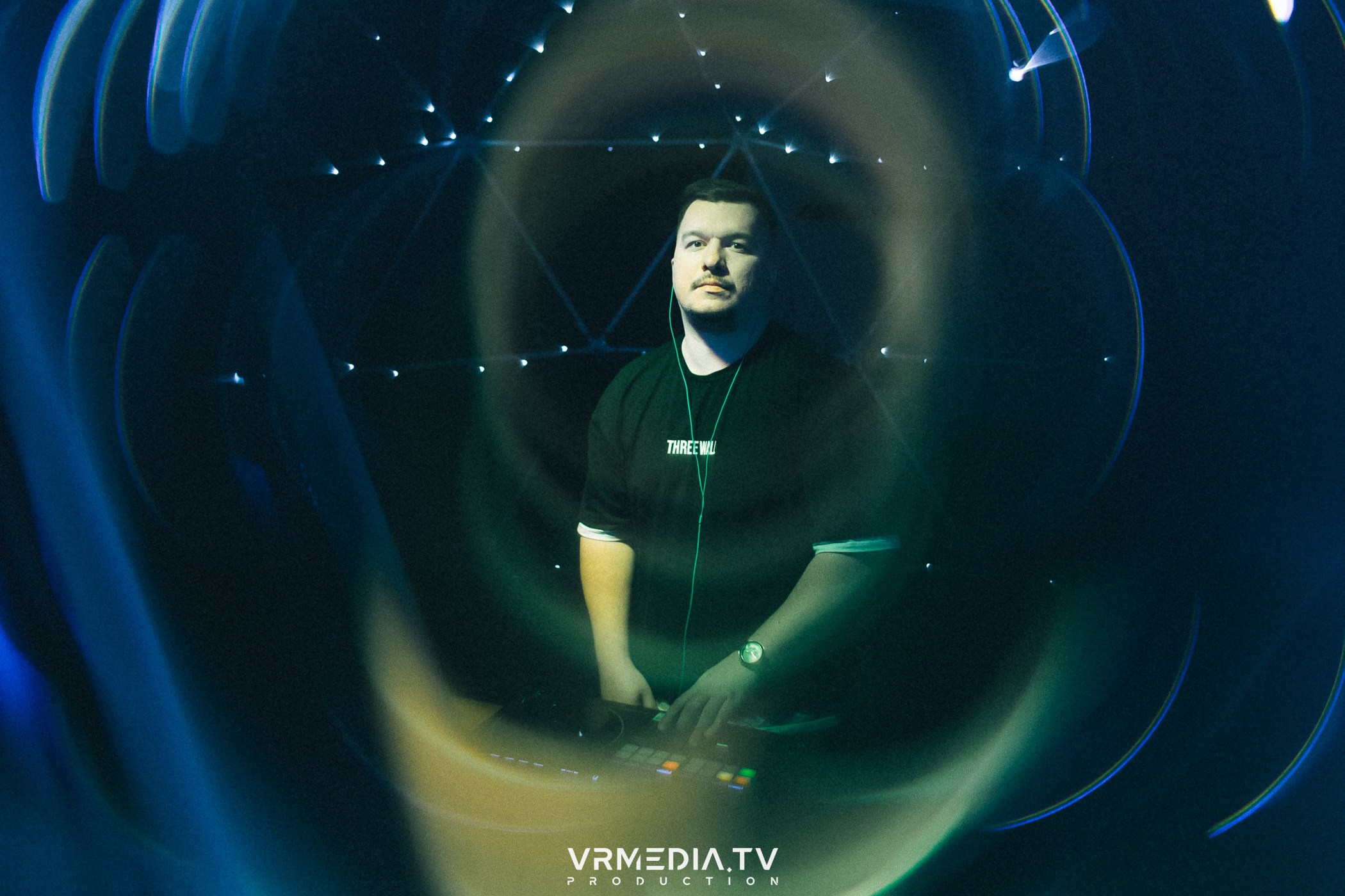 WEEKEND HALL в культурном пространстве «Редакция»