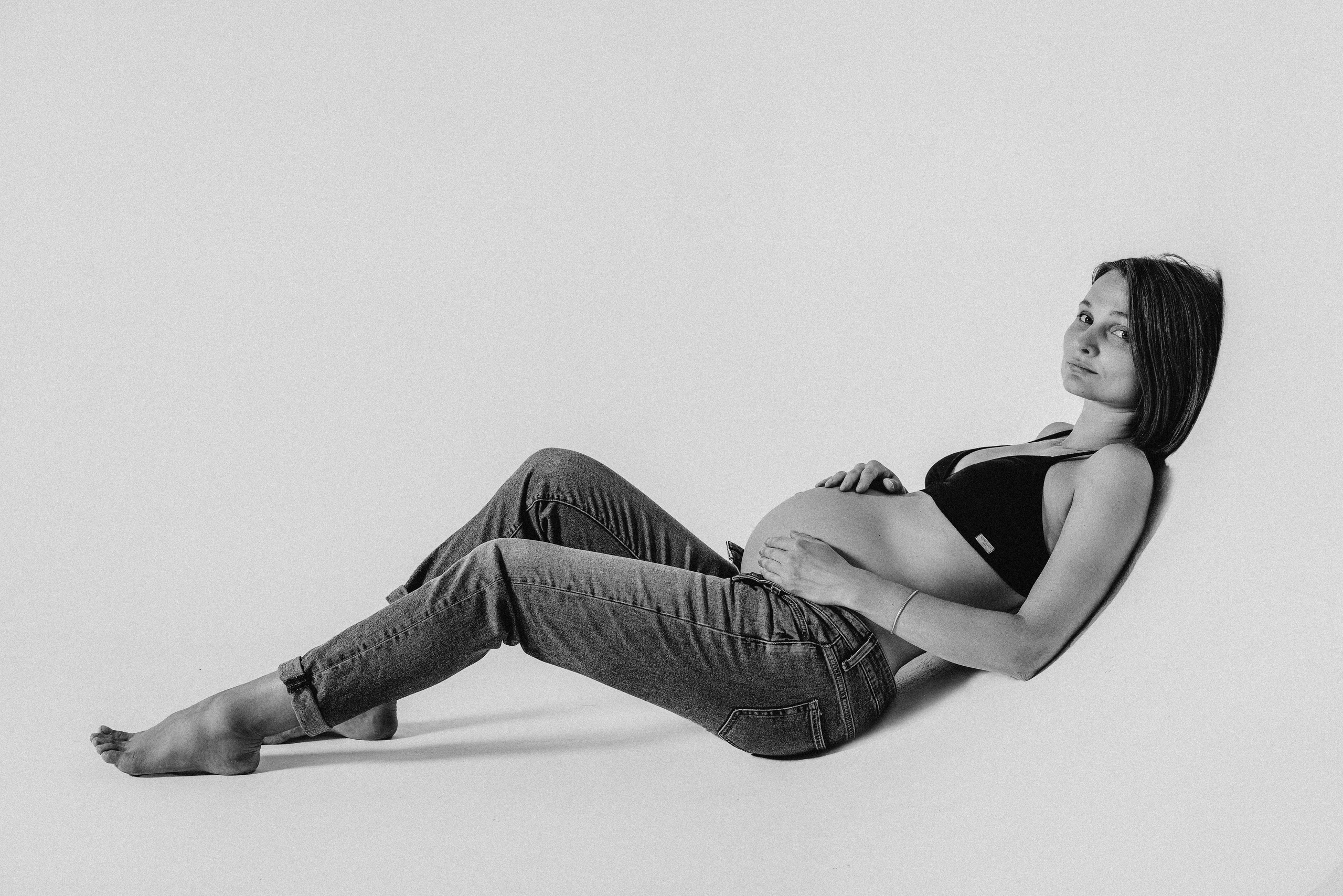 Беременность (минимализм). Фотограф Шунова Саша