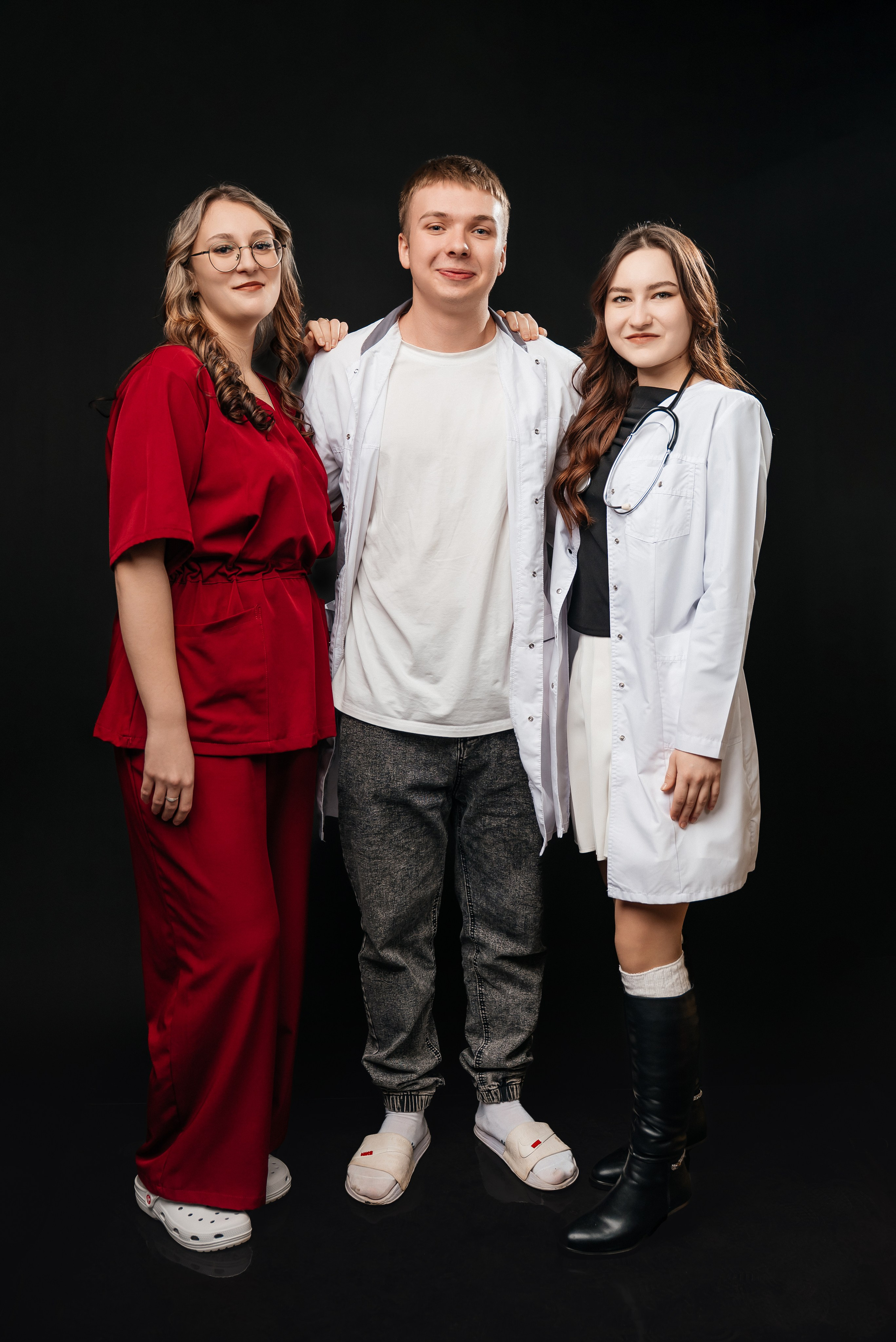 Nurses 2026. Школьный фотограф в Валуйках. Фотосессии для выпускников и изготовление выпускных альбомов в городе Валуйки и в Белгородской области