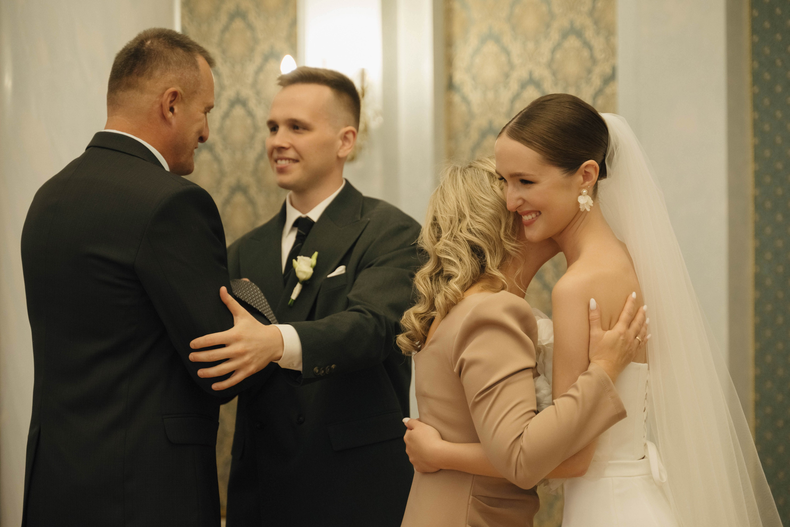 МЫ ВЕЧНАЯ НЕЖНОСТЬ ДРУГ ДРУГА. Фотограф в Тюмени Марьяна Чирикова