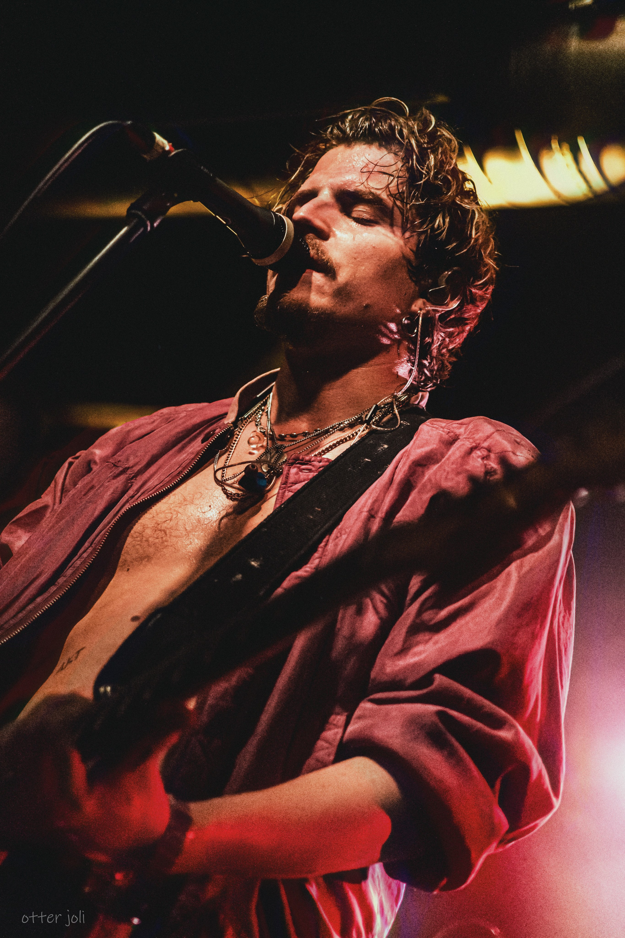 Сергей Горошко и Chili Cheese | 16 Тонн. Концертный репортёр Валерия Сафина