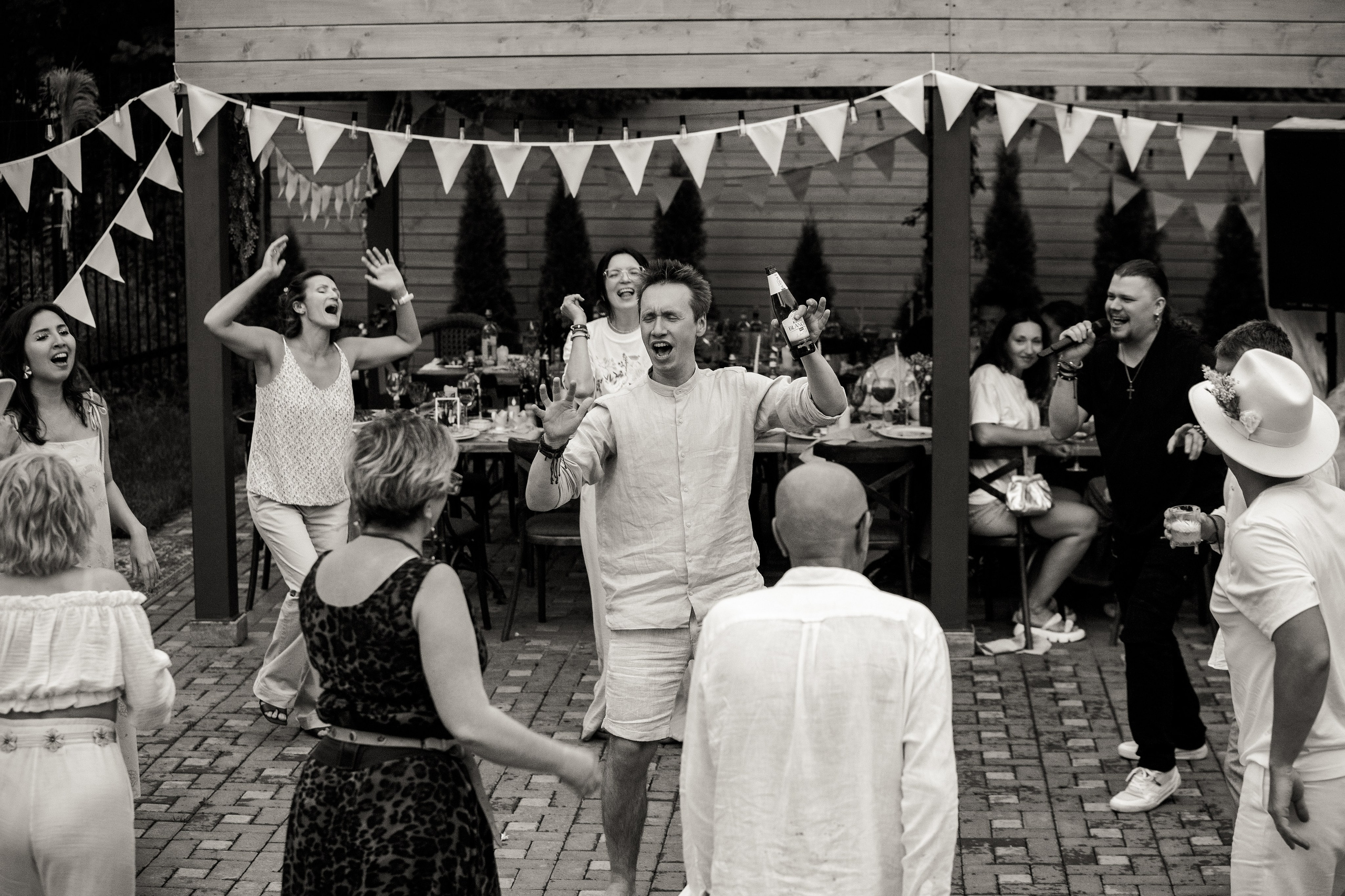 Свадебная фотосъемка в загородном отеле «LaFa». Свадебный и семейный фотограф в Москве и Подмосковье Лариса Козлова