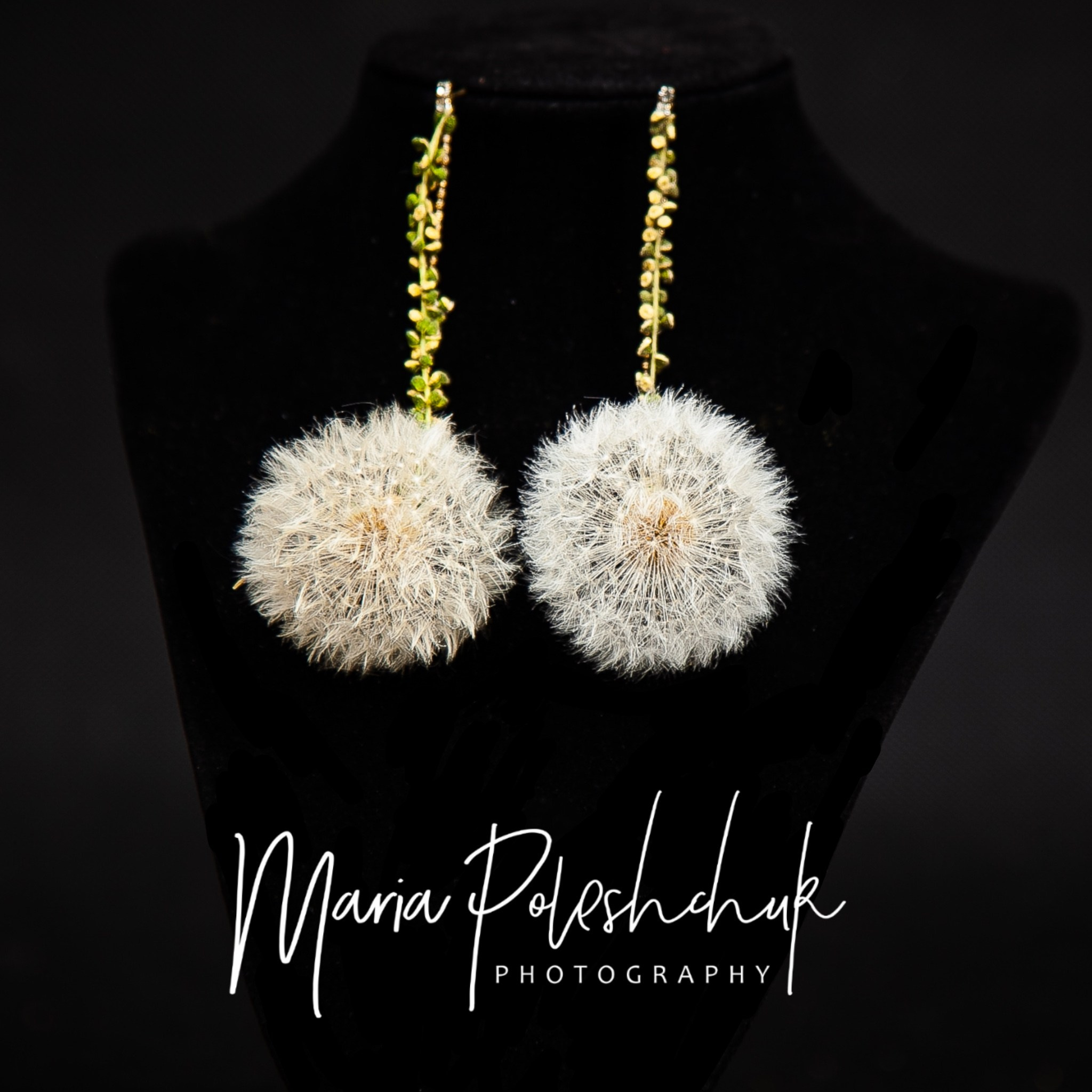 Floral Jewellery. Maria Poleshchuk, commercial photographer in Sydney