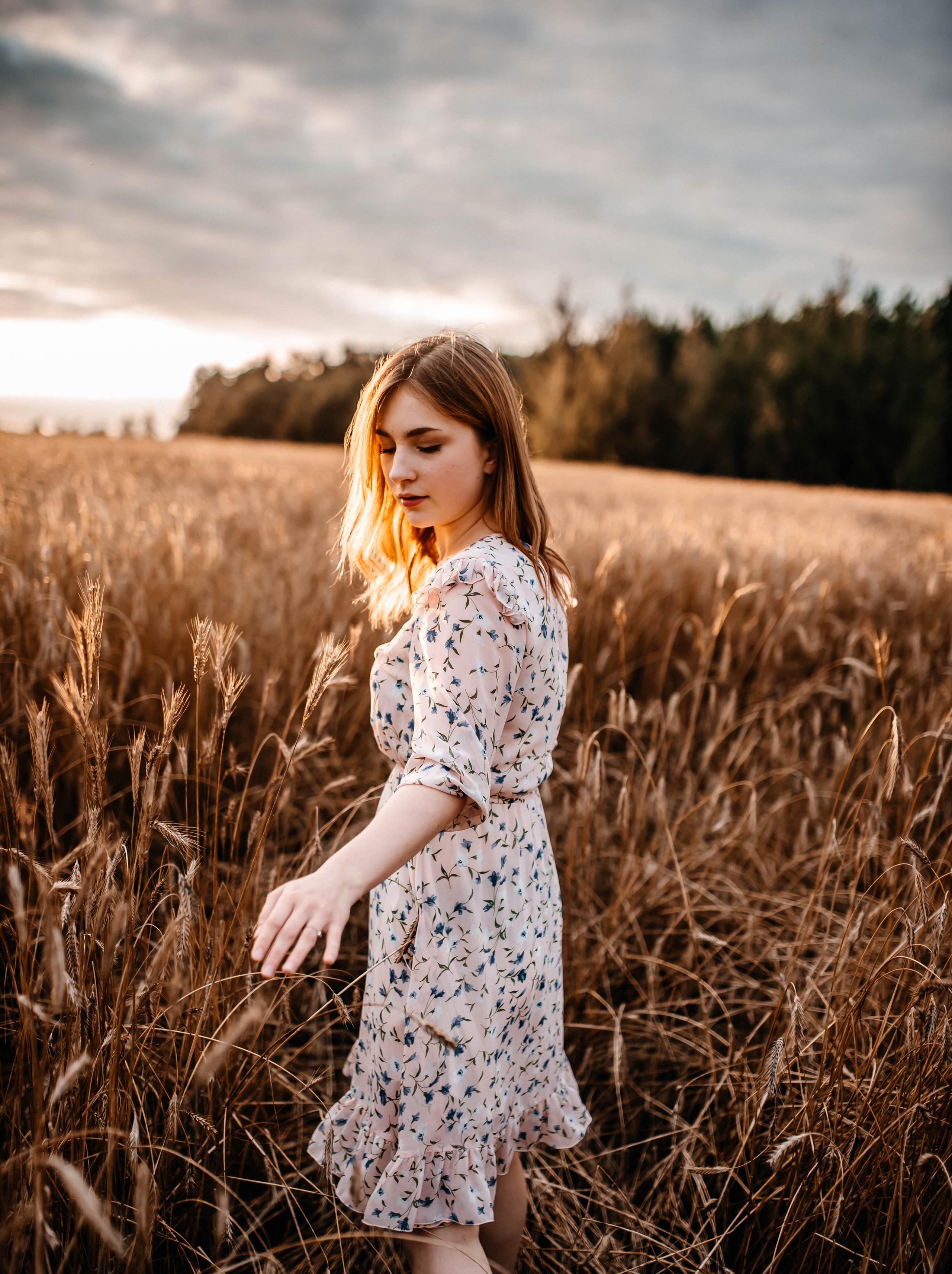 Маша, лето, закат. Главная