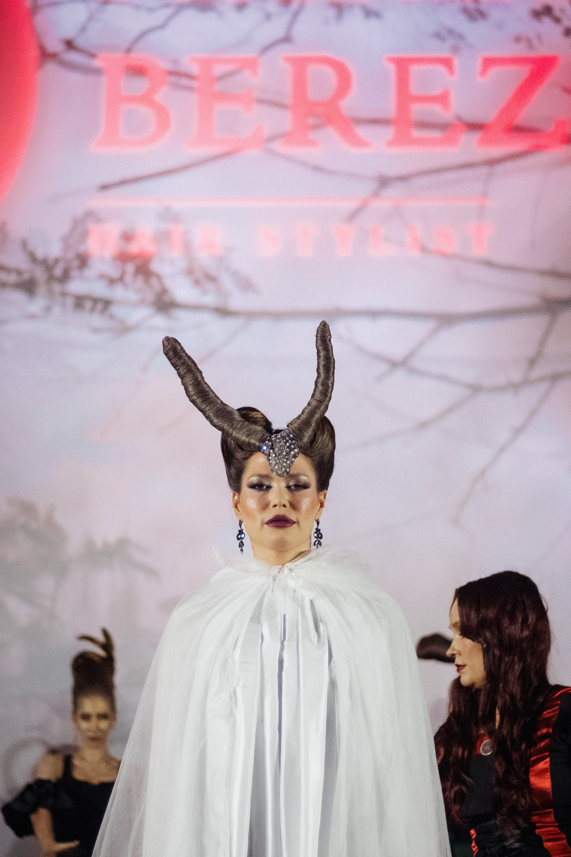 ФЭШН КОНФА. СВОИ. ФОТООТЧЕТЫ-СОБЫТИЯ-МЕСТА