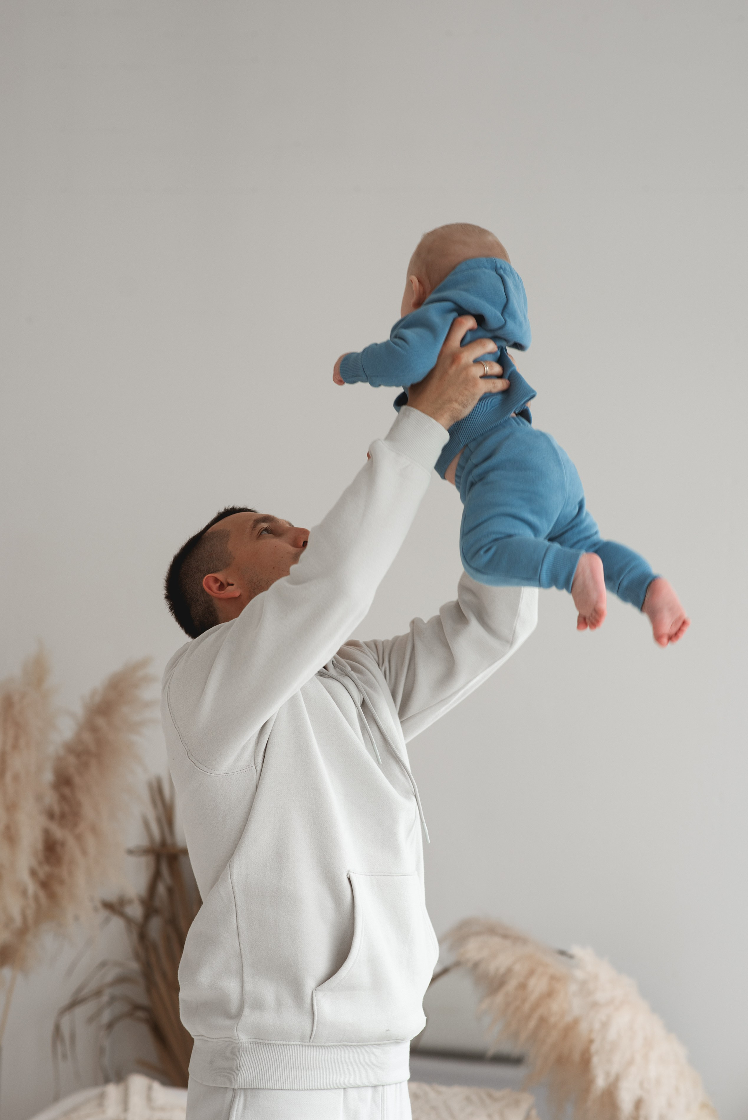 Семейная фотосессия Полина Игорь Богдан. Семейный фотограф в Южно-Сахалинске Анастасия Лимарева