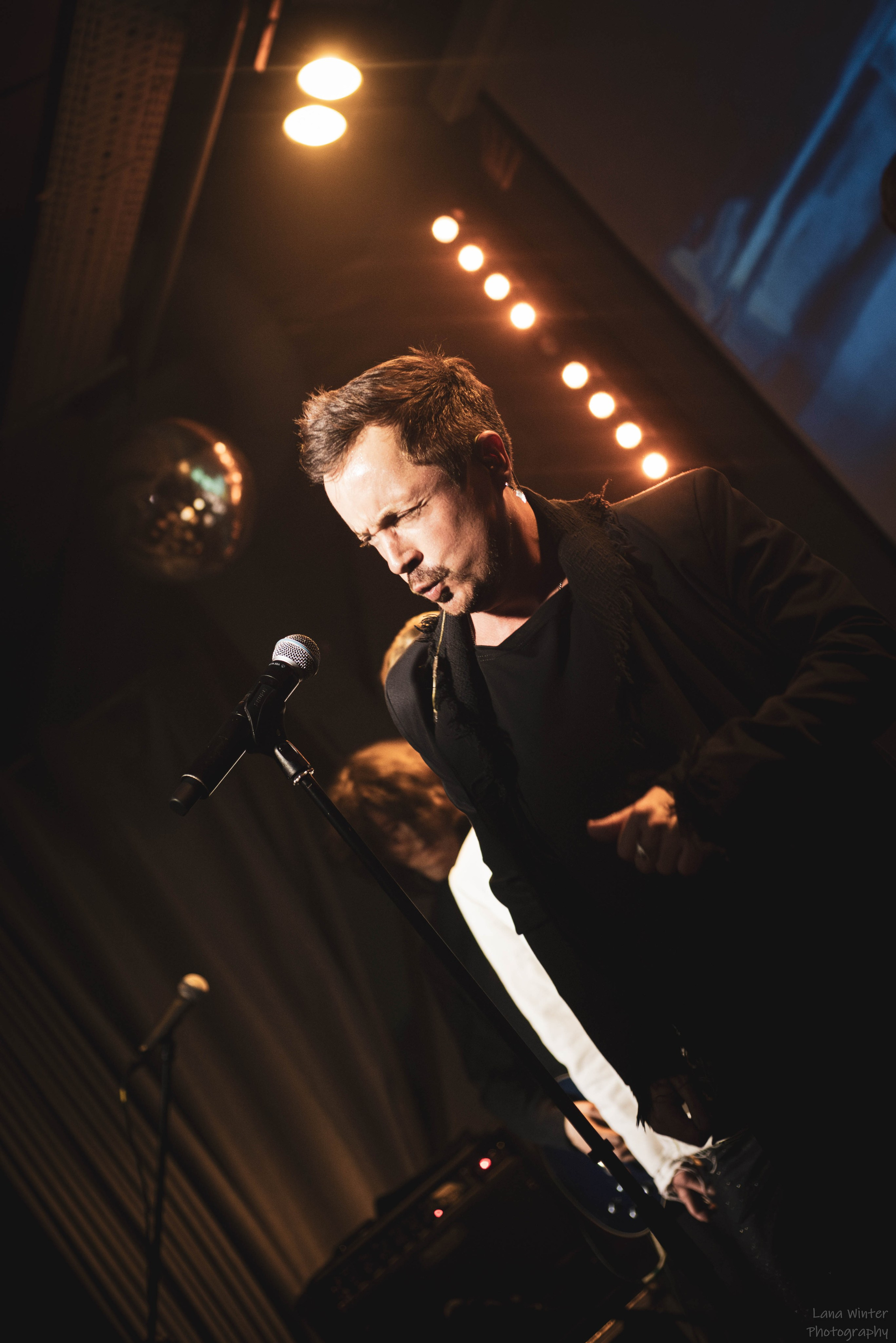 Площадь Восстания (8 марта 2025 года, Москва, клуб Техника Безопасности). Фотограф Светлана Блинова, Москва и Московская область