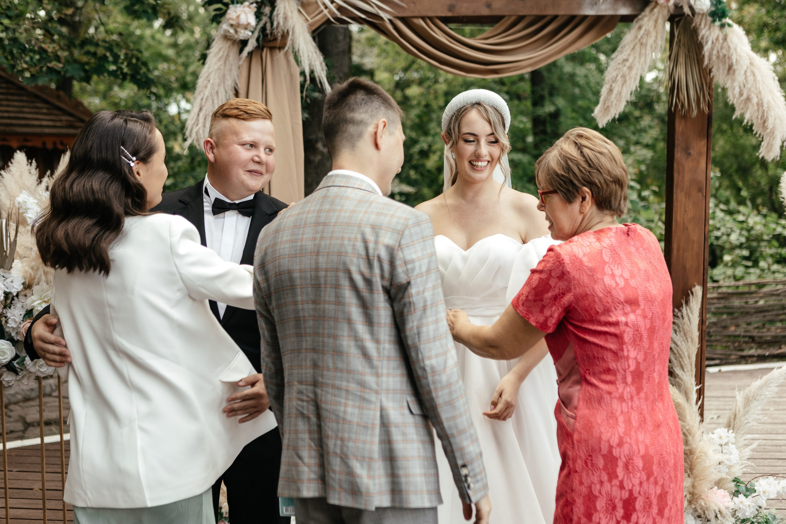 Свадебный фотограф Уфа — Руслан ГабдлисламовЖивые эмоции, красивые кадры, воспоминания на всю жизнь.Работаю по всей Республике Башкортоста. Свадебный фотограф Уфа Руслан Габдлисламов