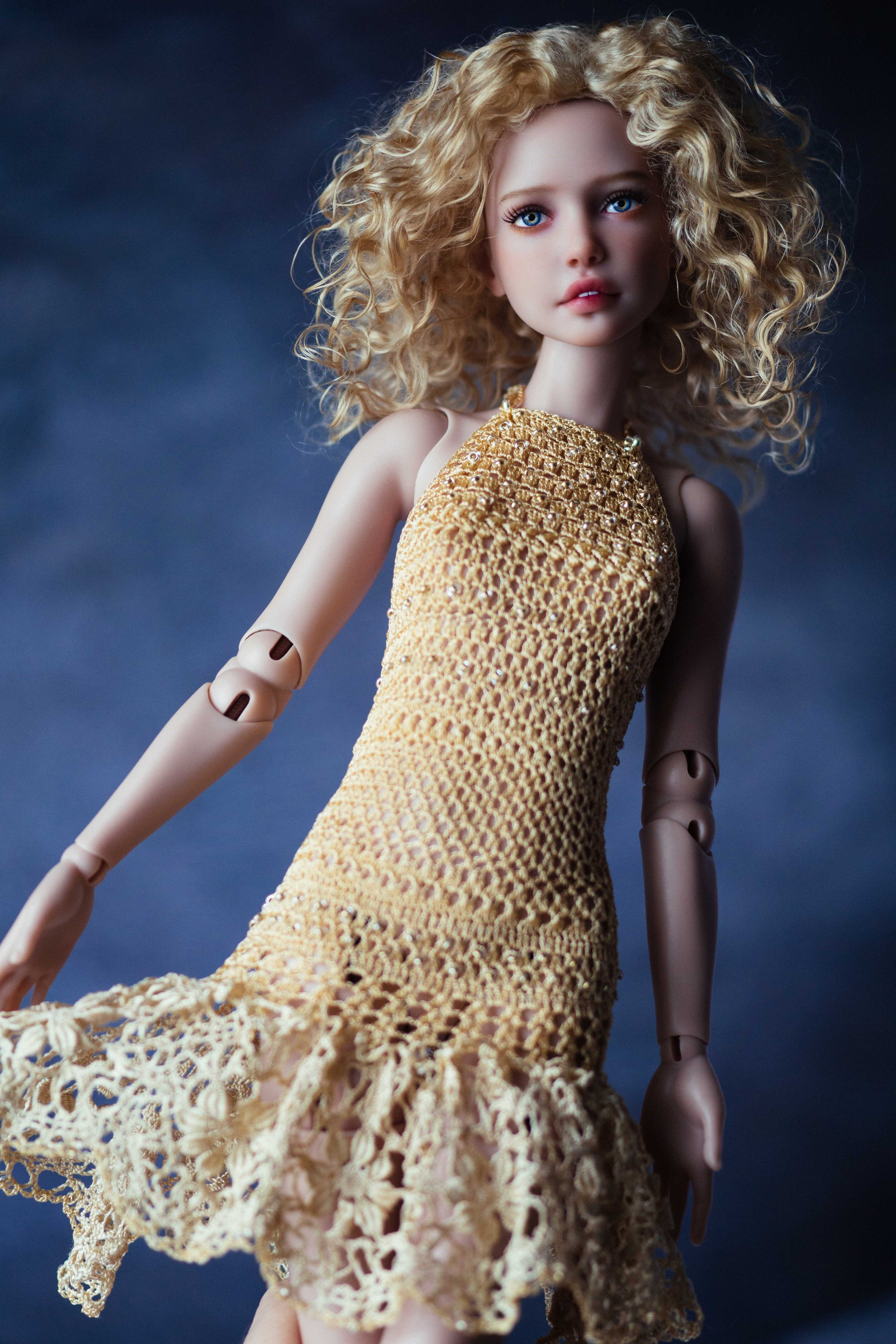 2025. Ombra di seta — эксклюзивная одежда ручной работы для авторских кукол