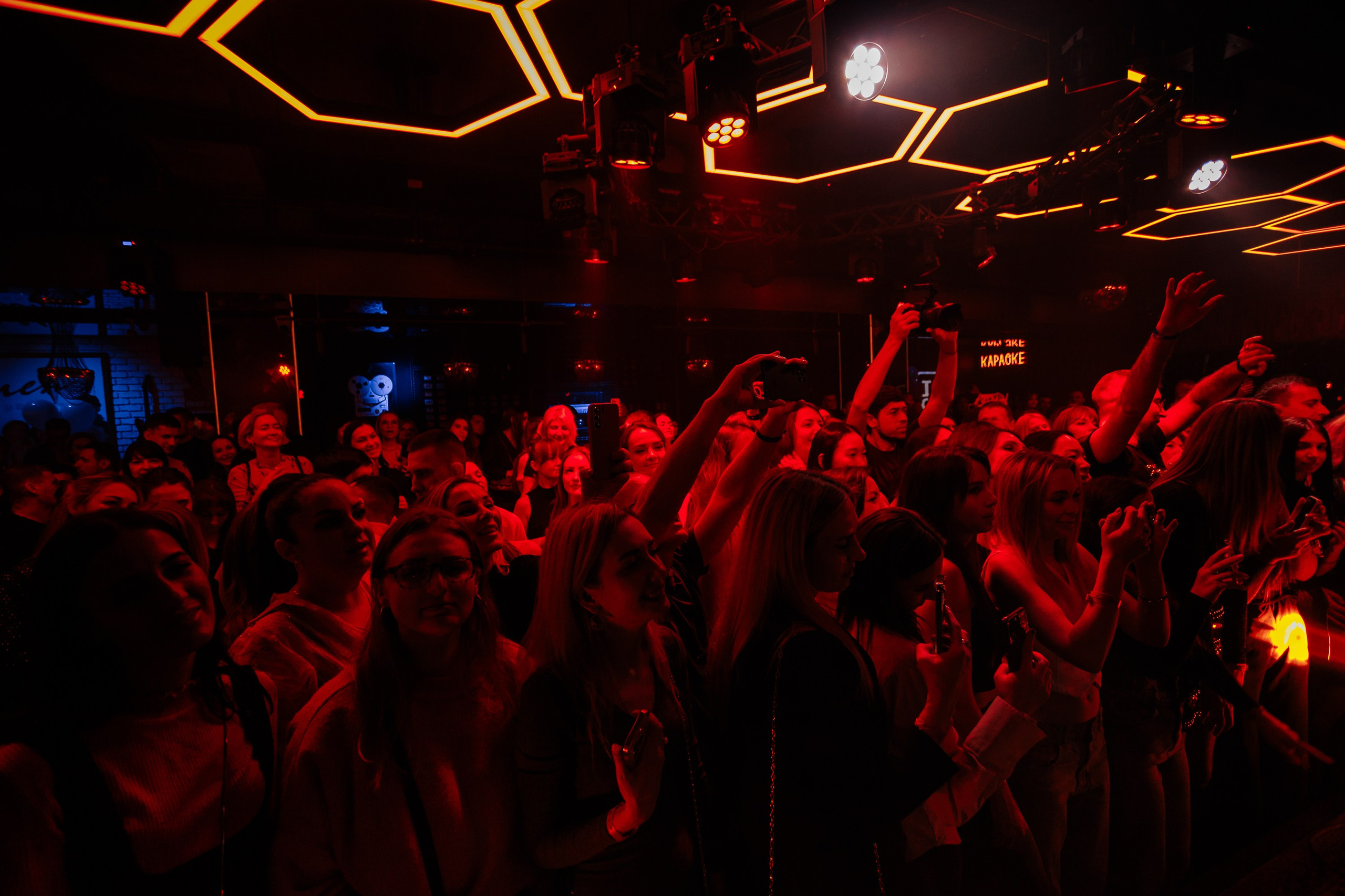 Выступление группы «Корни"_Santa Barbara_Симферополь_15.02.2025. Аминов Руслан | Фотограф