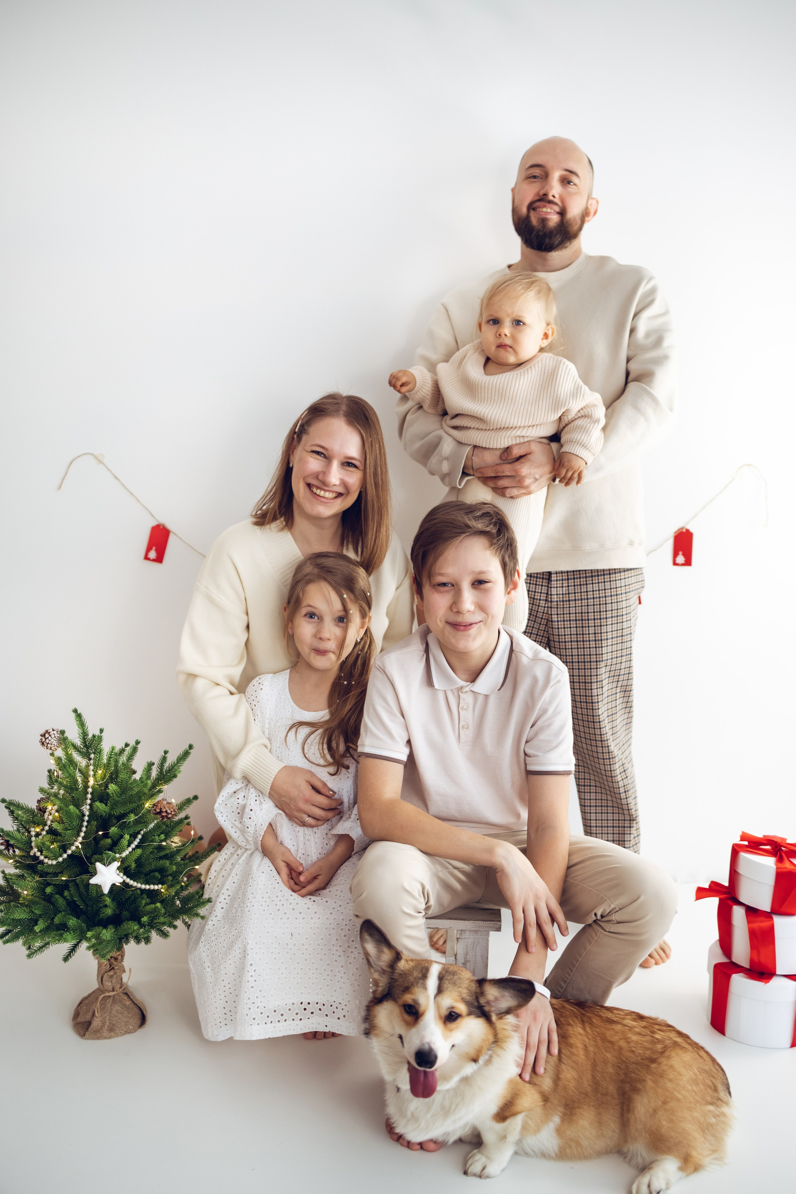 Новогодняя фотосессия семьи с ребенком в СПб |Лиммеридж. Детская фотостудия «Лиммеридж» в Санкт-Петербурге