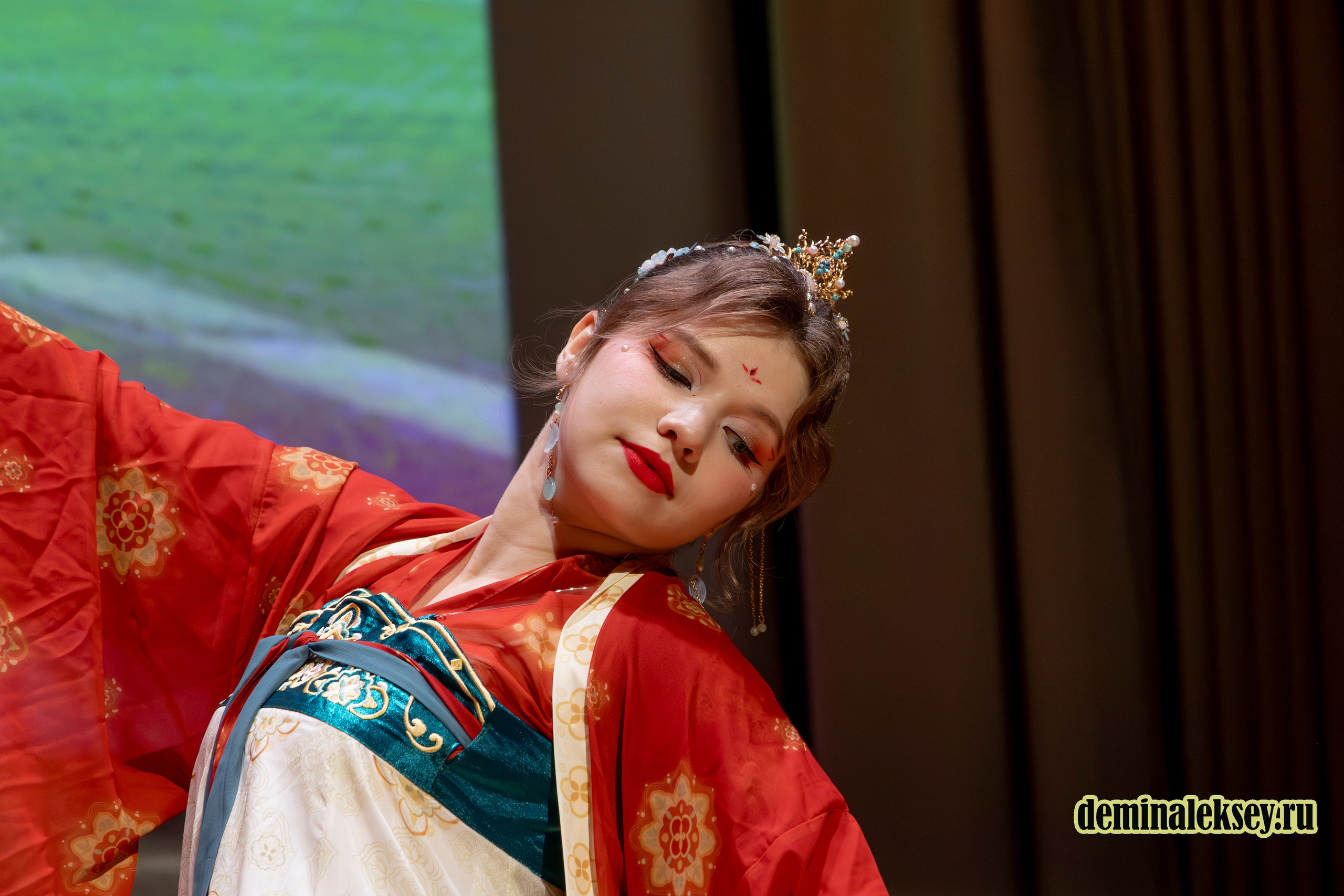 Экспертный круглый стол «День БРИКС» в «Иностранке». Репортажный, семейный и студийный фотограф в Москве Демин Алексей