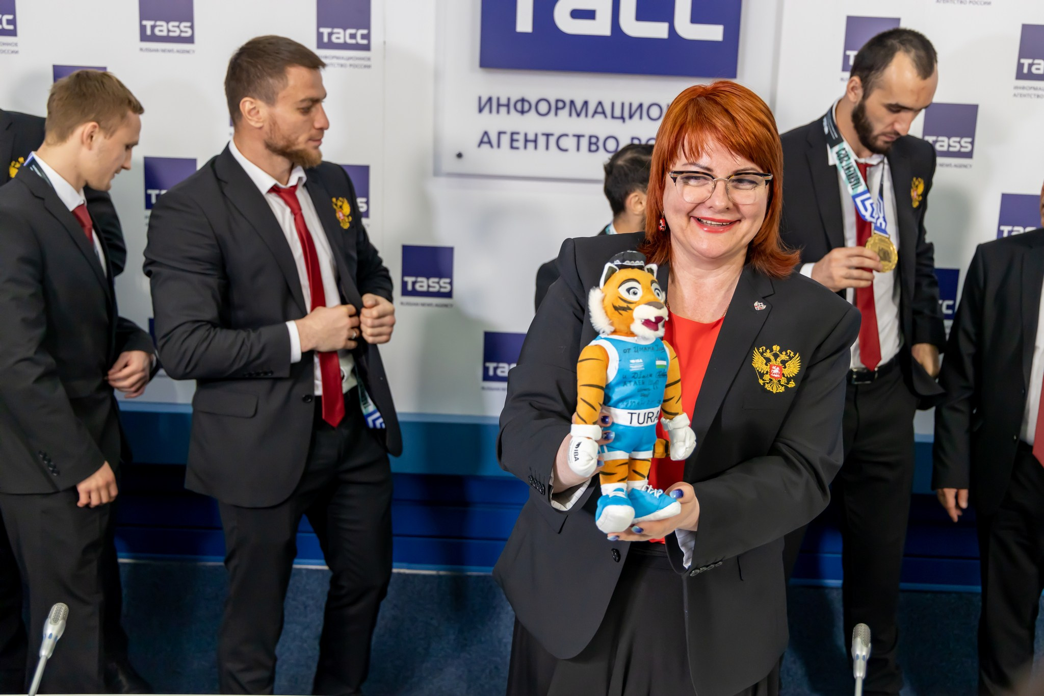 Пресс-конференция, посвященная достижениям мужской сборной Росси. Репортажный, семейный и студийный фотограф в Москве Демин Алексей