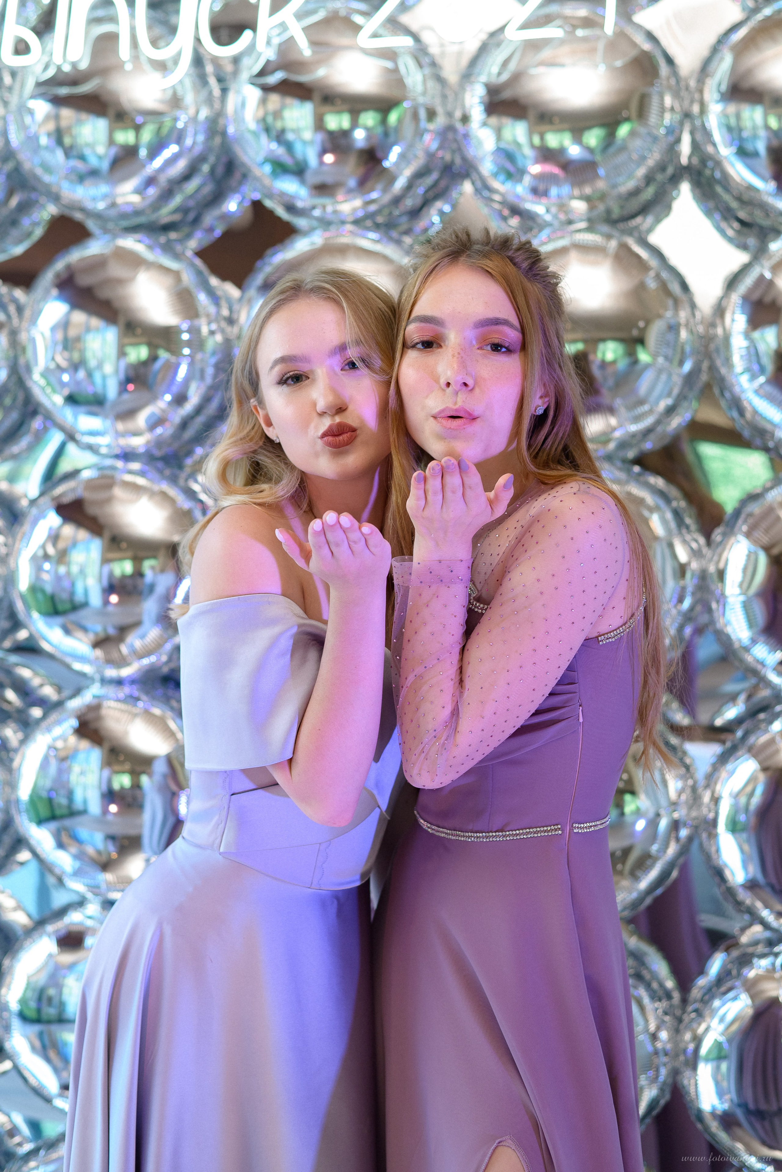 Выпускной 9-11классы. Выпускные книги Анапа Новороссийск Краснодар