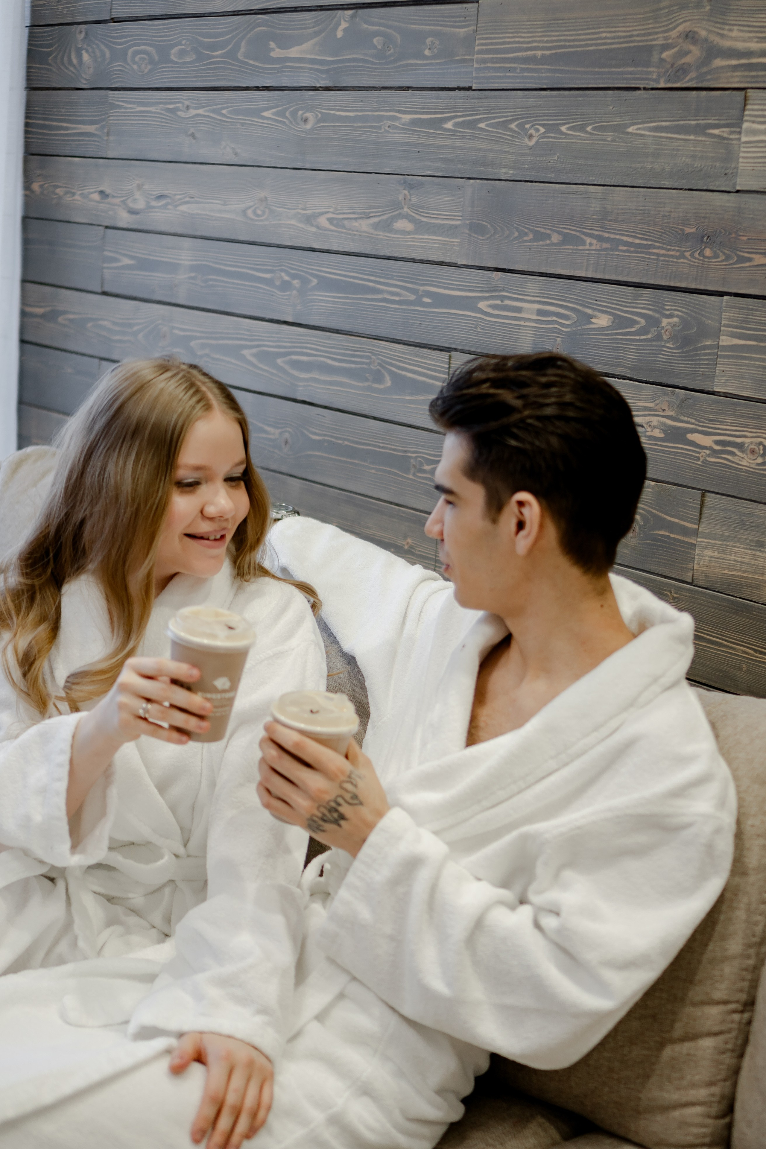 СВАДЕБНАЯ СЬЕМКА СБОРОВ В ОТЕЛЕ И ВЫЕЗД НА ЦЕРЕМОНИЮ (СНЯТО В СИБИРЕ В НИЖНЕВАРТОВСКЕ). Профессиональный фотограф, Санкт-Петербург — Виктория Богомолова