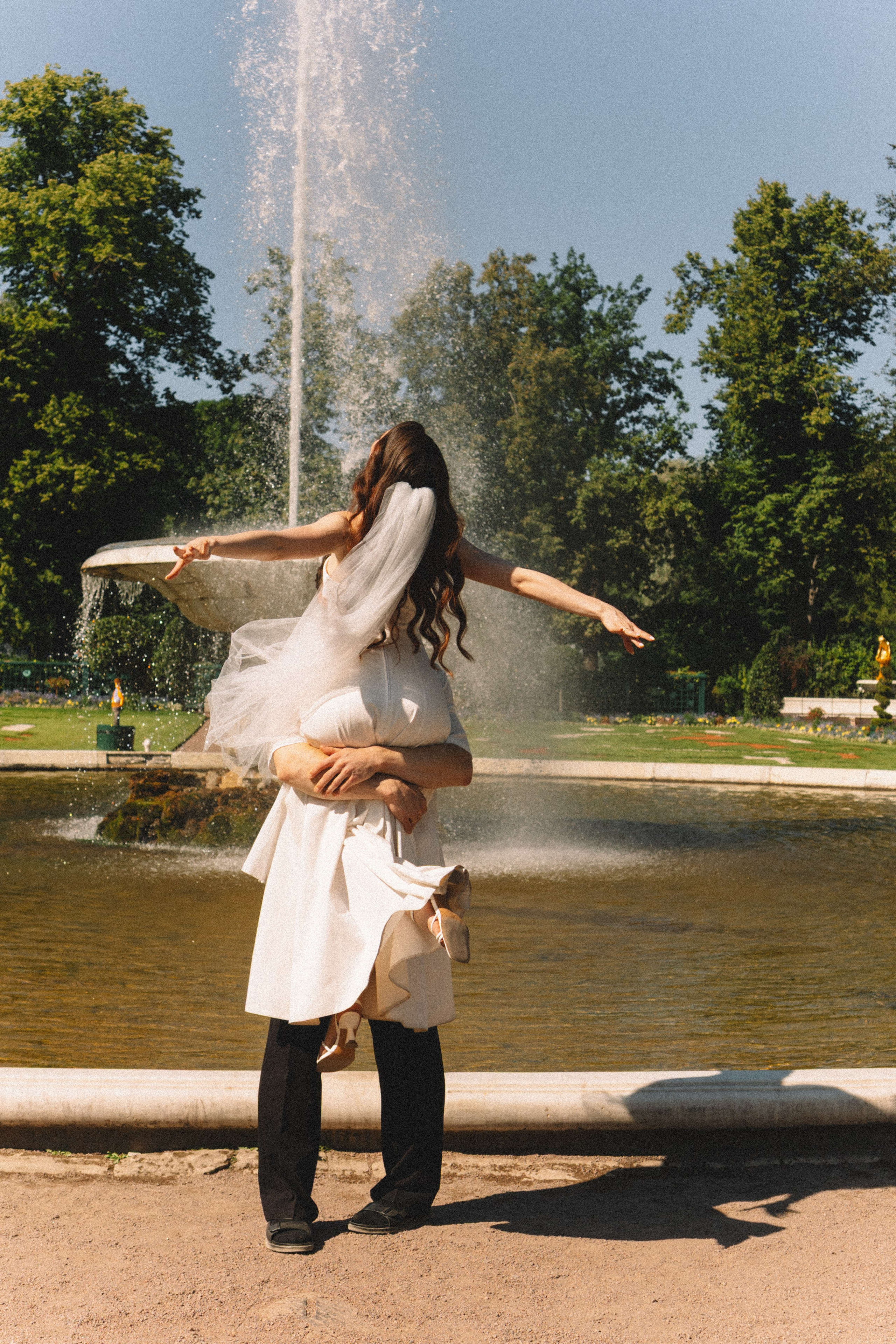 СВАДЕБНАЯ СЬЕМКА В ПЕТЕРГОФЕ И СЬЕМКА РЕПОРТАЖА В ЗАГСЕ ПЕТЕРГОФА. Профессиональный фотограф, Санкт-Петербург — Виктория Богомолова