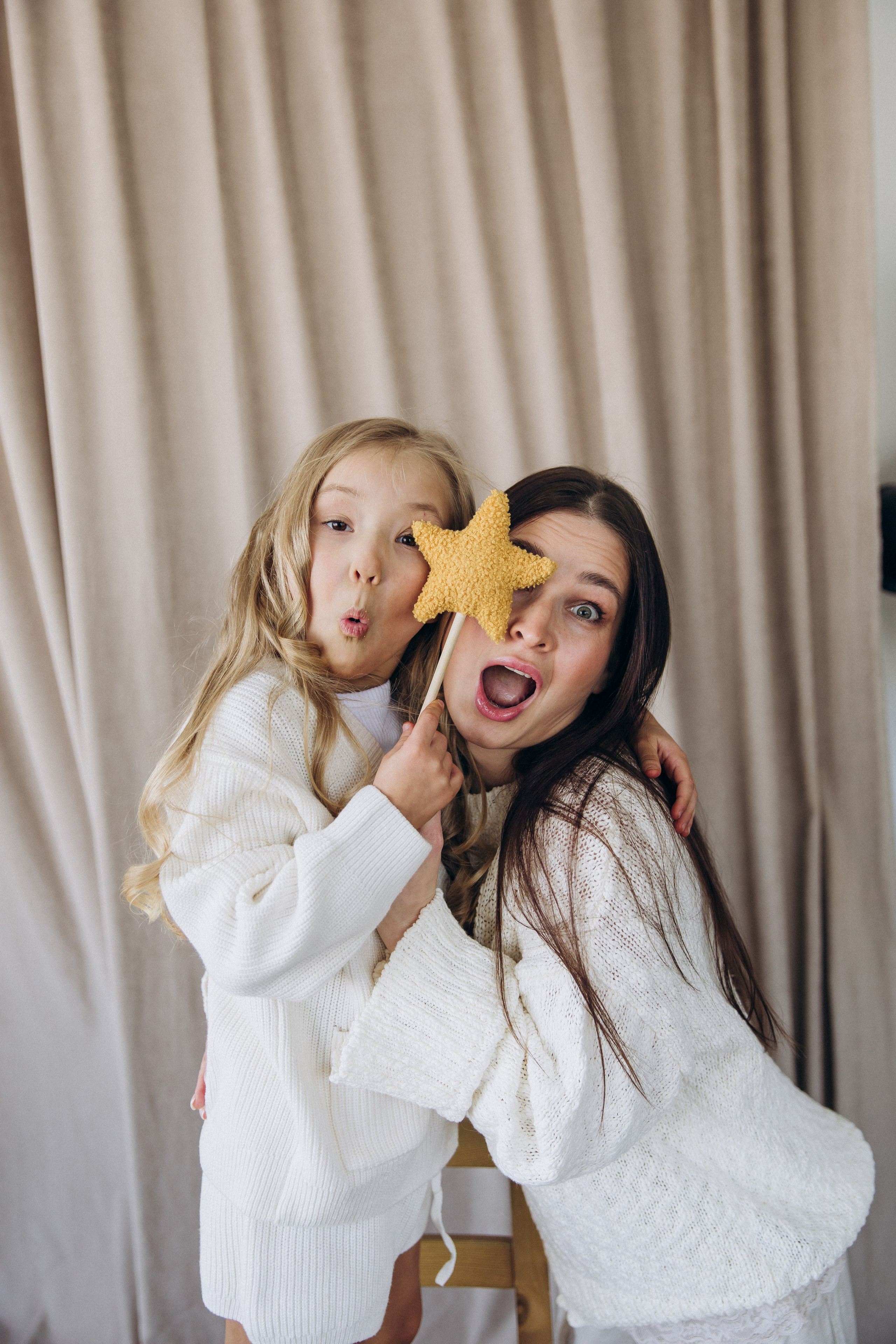 Лилия и Амалия, 7 лет. Портретный и репортажный фотограф в г. Казань Мария Малаева