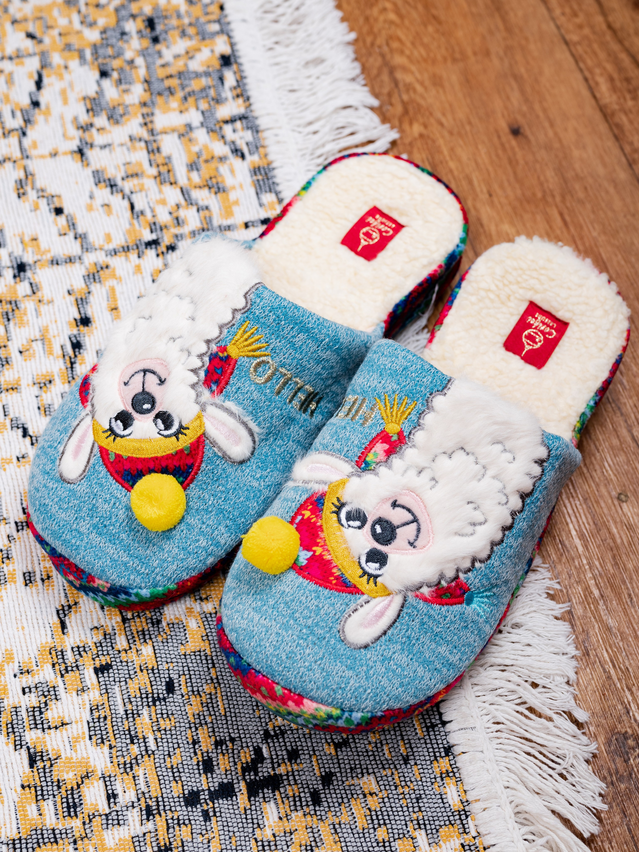 Тапочки. Предметный фотограф, фото для маркетплейсов Пятигорск, КМВ