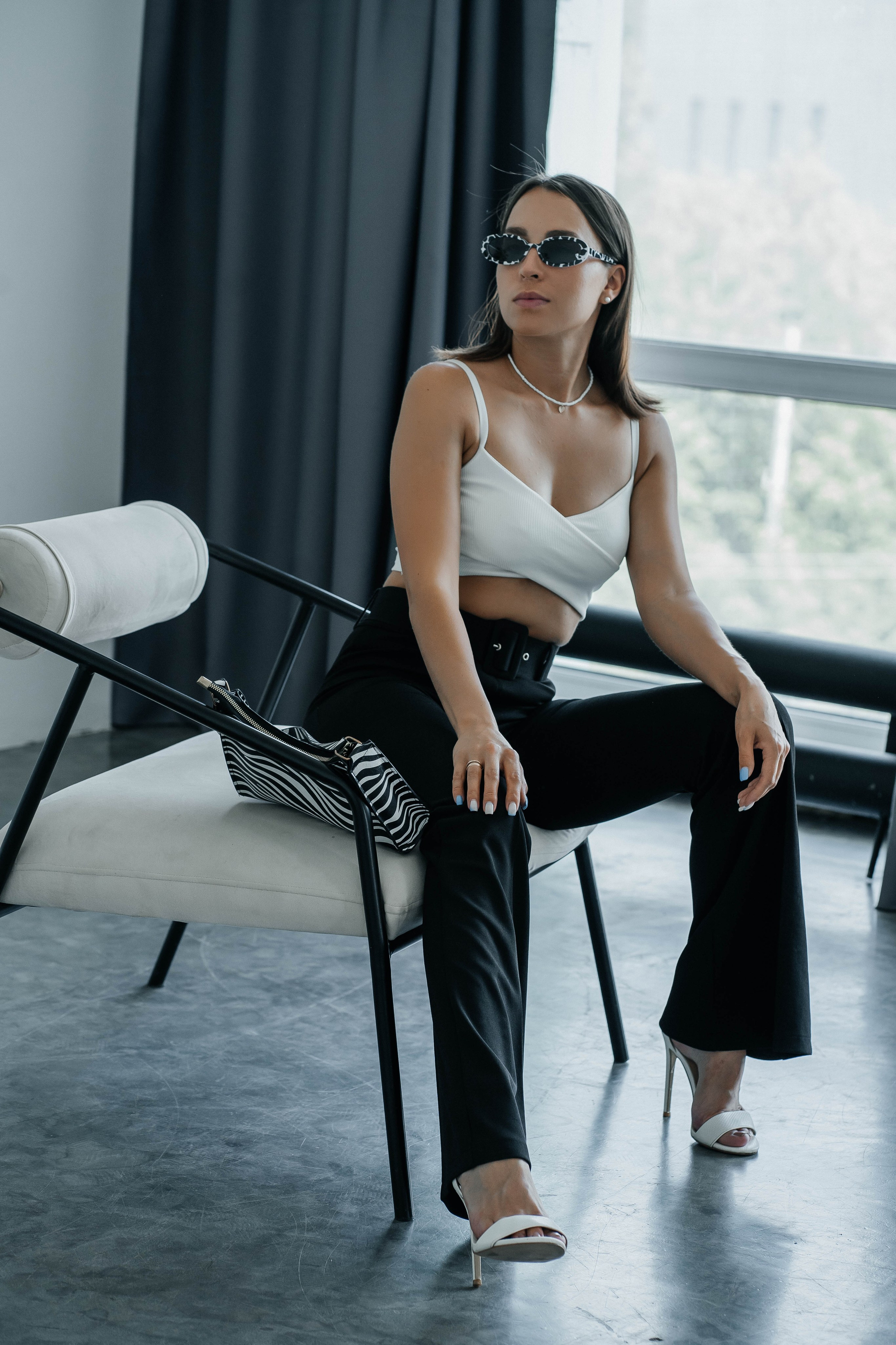 Съемки в интерьере студий. Виктория Алпеева — фотограф по любви