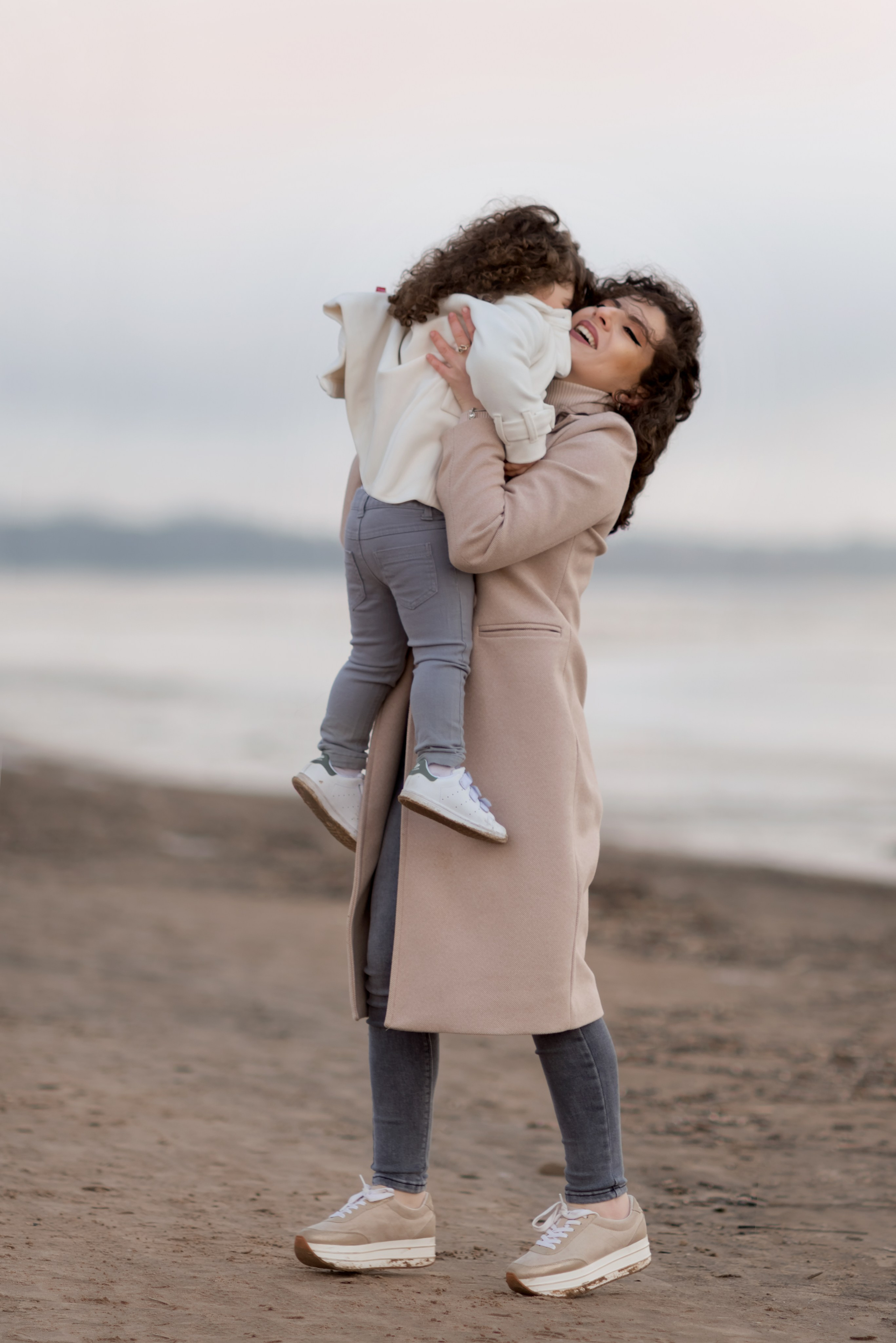 Фотосессия на Финском заливе. Диана и Элиса. Фотограф Юлия Кондратьева