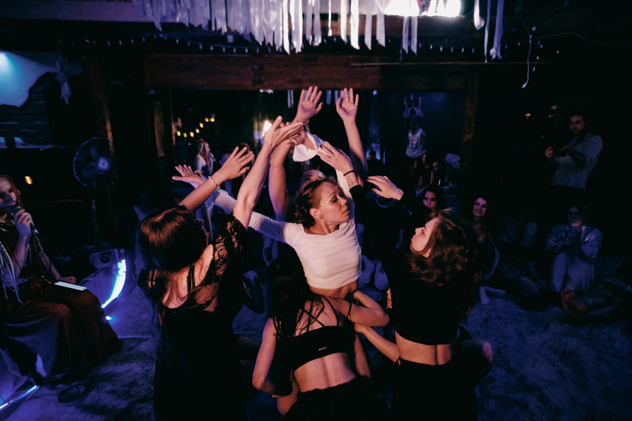 Dance performance Snake | Пространство «Лес». Фотограф Аннё| Москва