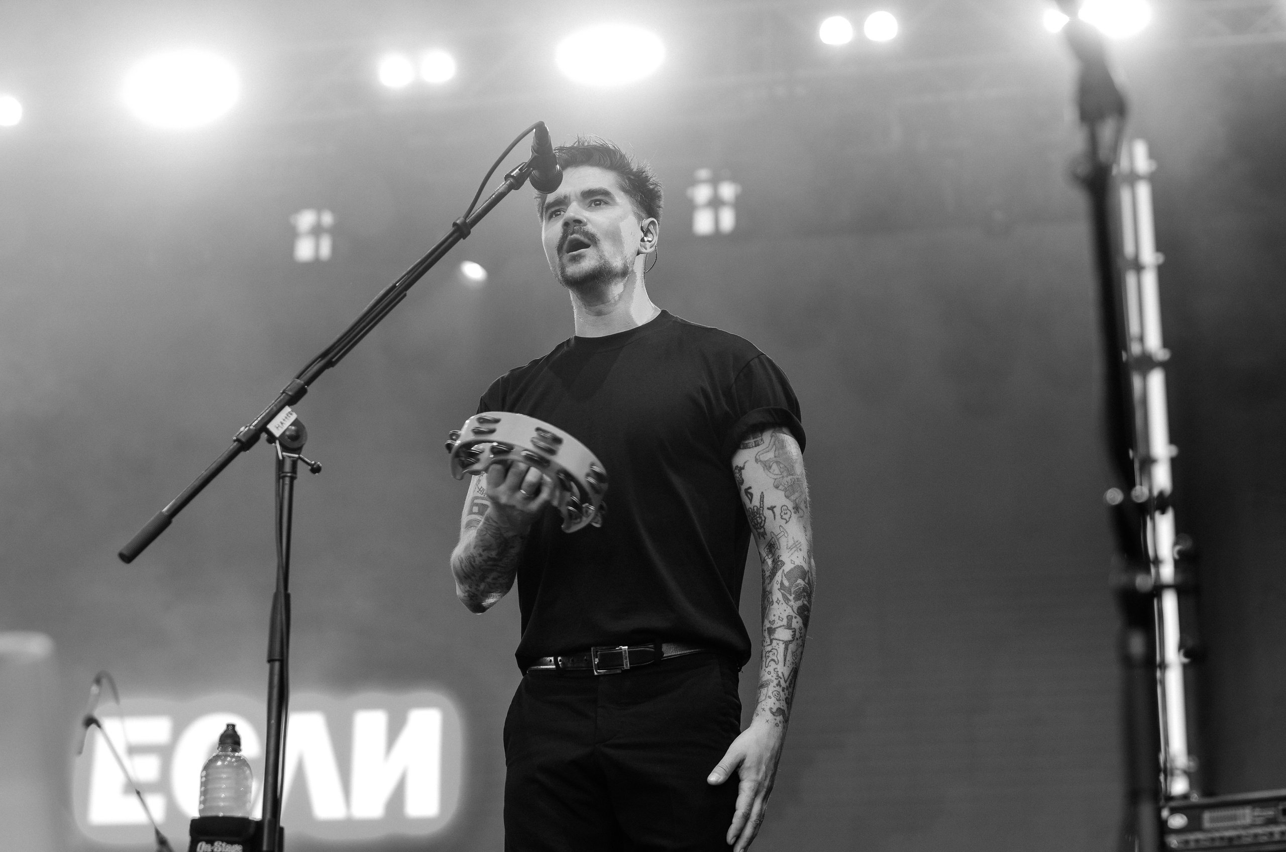 Концерт The Hatters на фестивале «Грань» в Барнауле. Денисова Аля — фотограф для парных съемок и индивидуальных историй в Барнауле