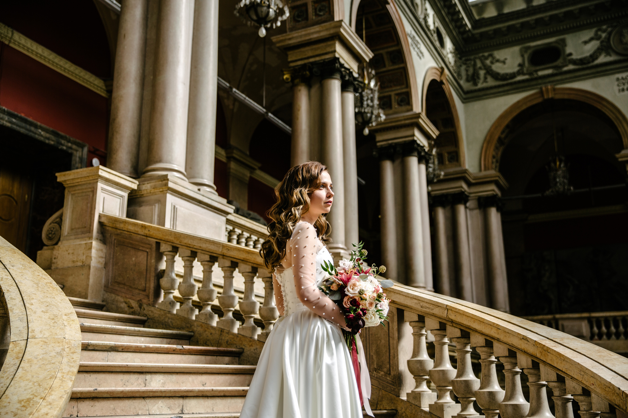 Ирина и Иван в Академии Штиглица. Свадебный и семейный фотограф в Санкт-Петербурге Исупова Юлия