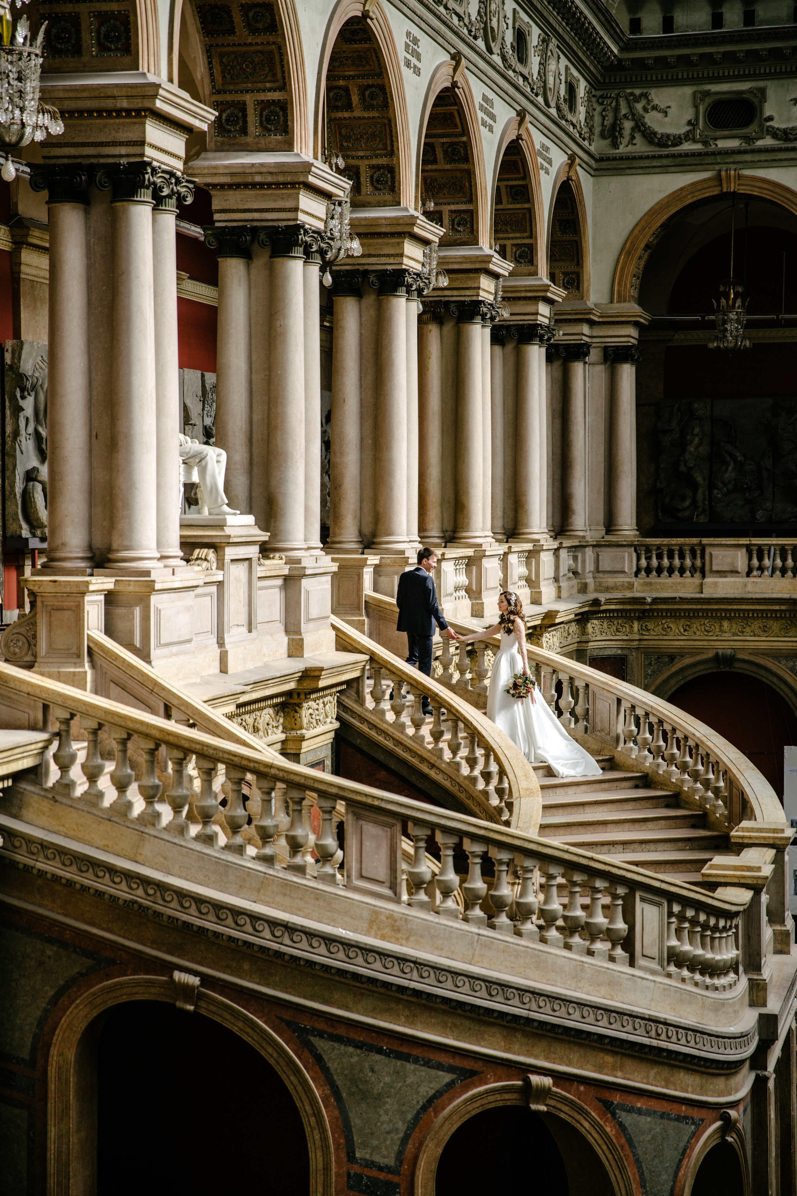Ирина и Иван в Академии Штиглица. Свадебный и семейный фотограф в Санкт-Петербурге Исупова Юлия