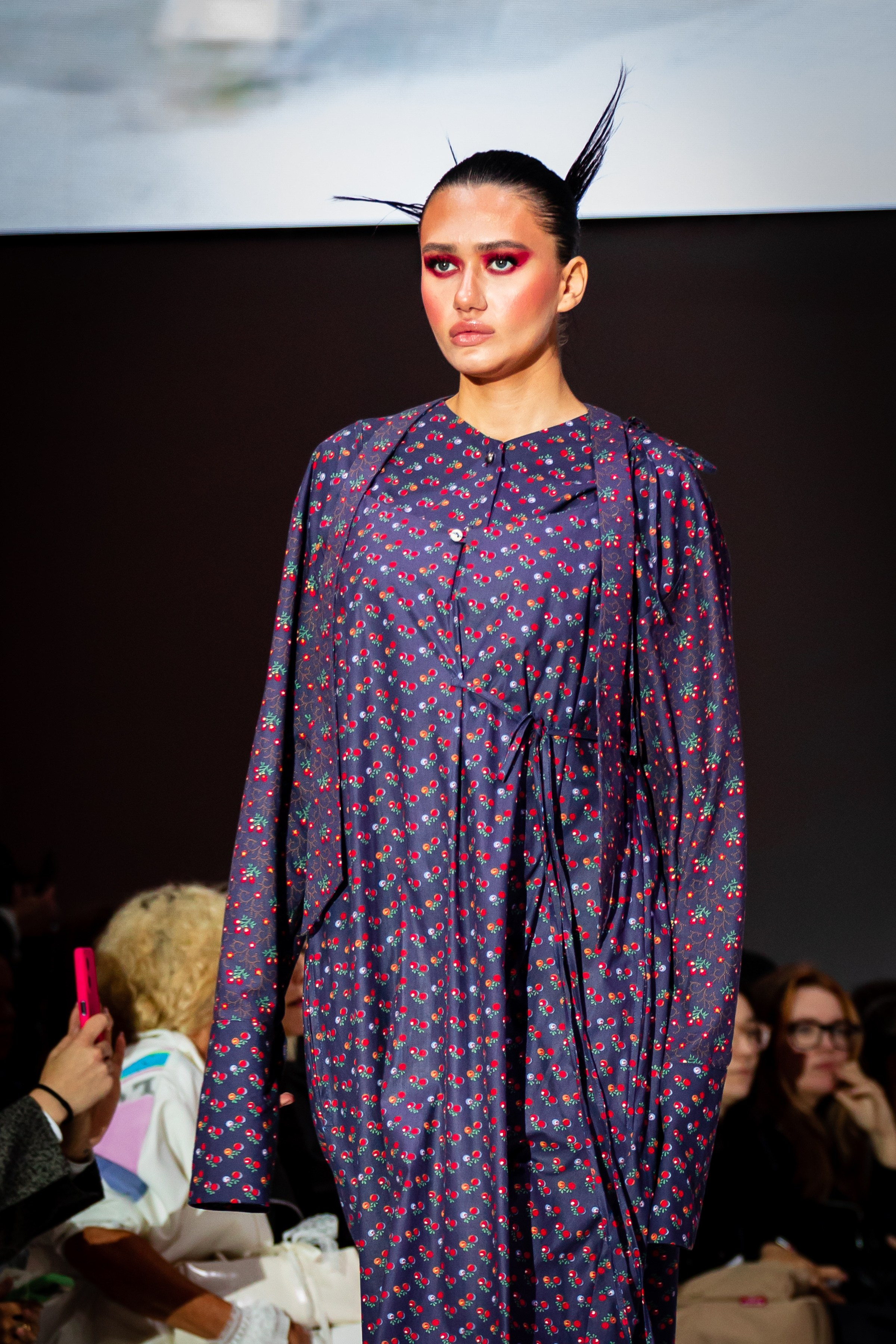 Фото с показа NOVIKOVA DSN и Шуйские ситцы MFW 29.08.25. Фотосессии и репортаж — Фотограф в Москве — Рина Серёгина