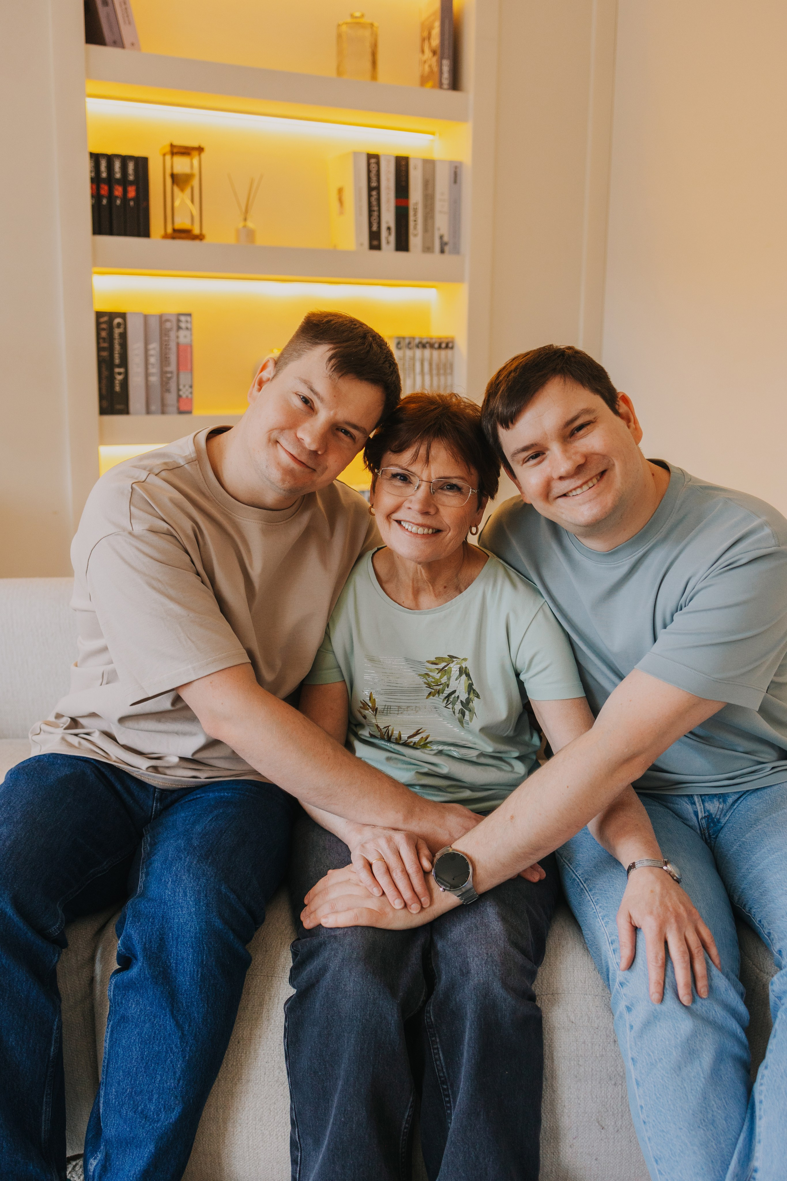 Большая семья. Домашняя фотосессия