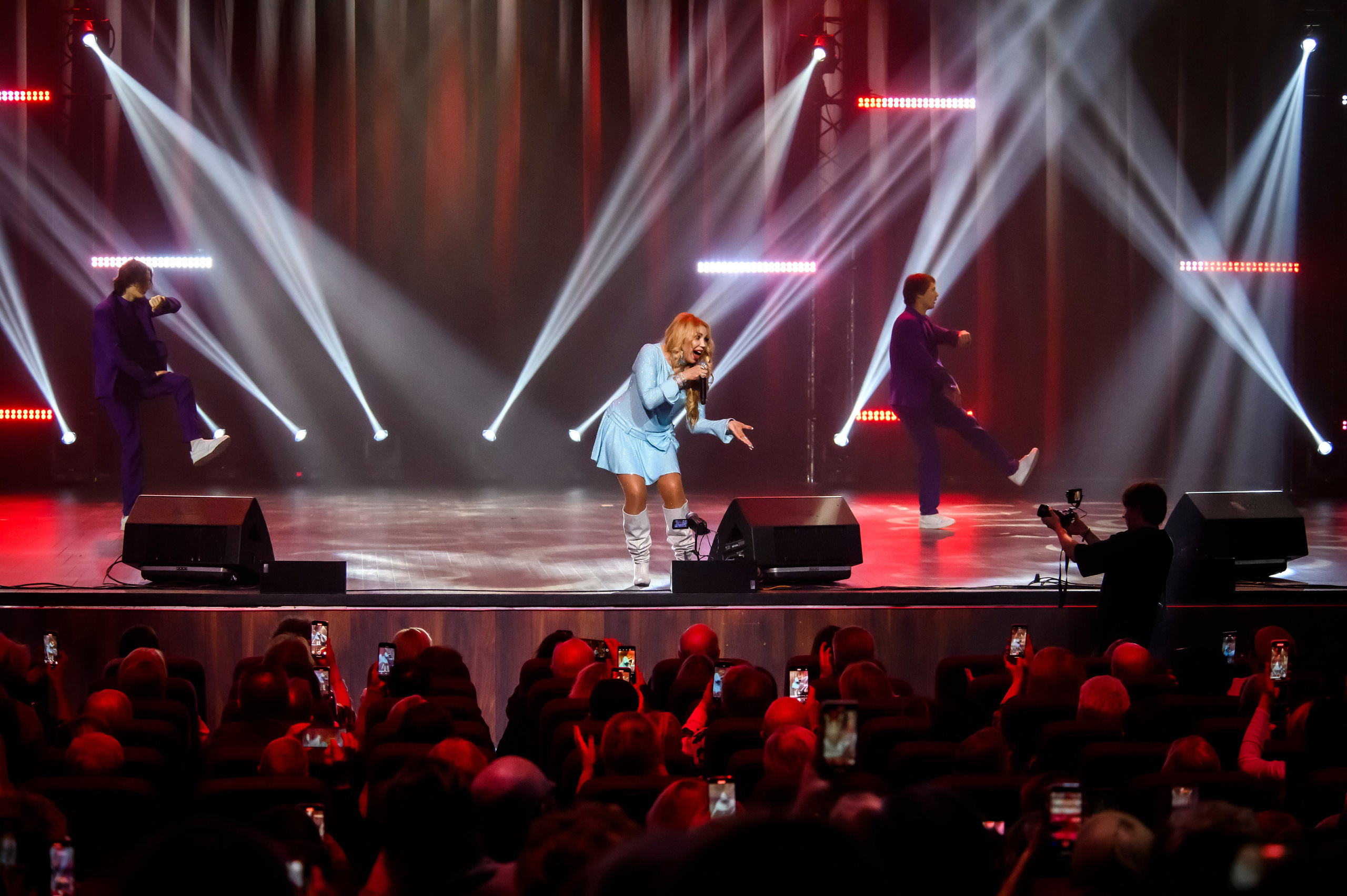 Лариса Рубальская — КЗ «Москва», Остров мечты. Бренд-фотограф для экспертов и блогеров в Москве Влада Горбовская