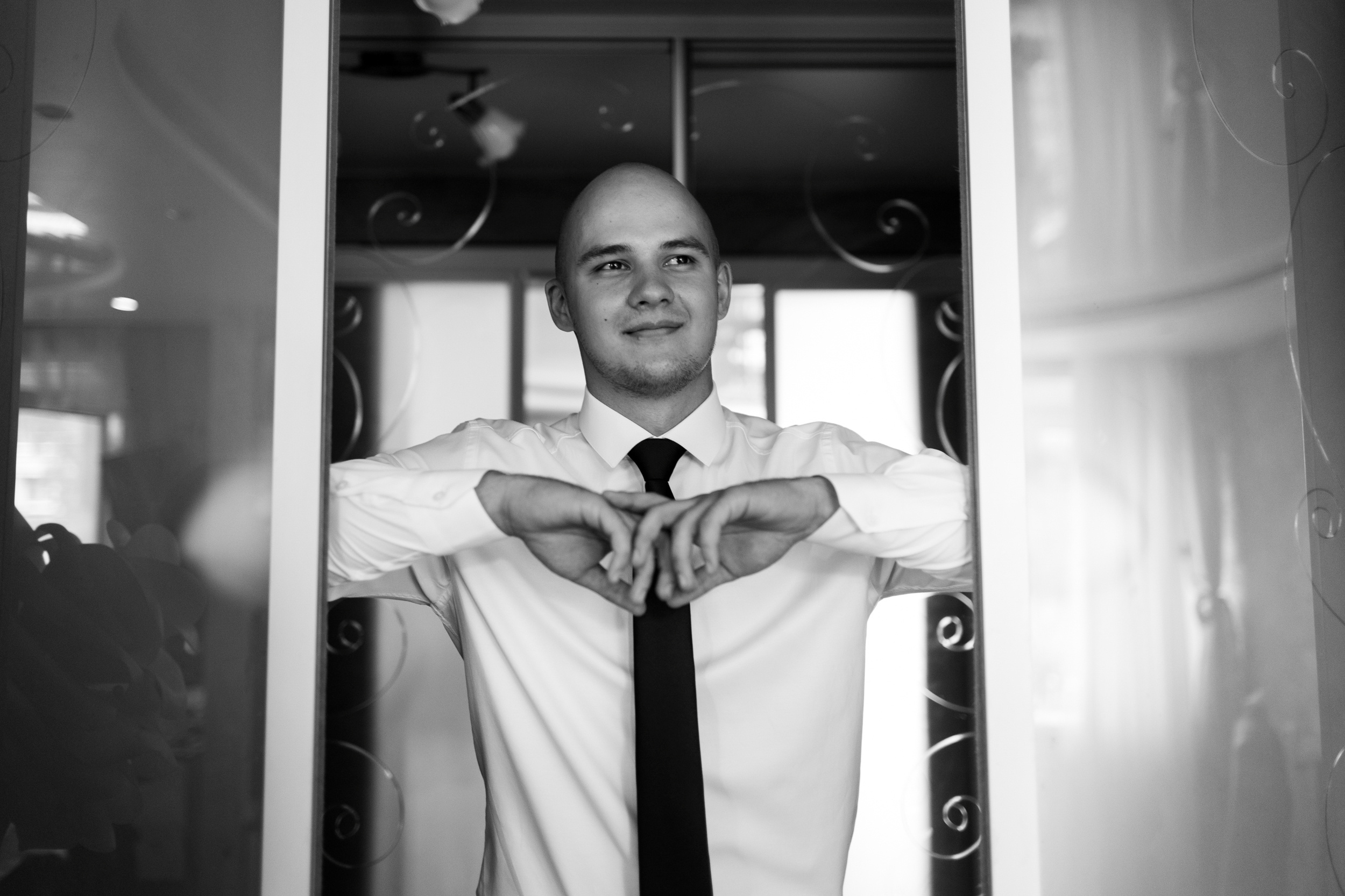 Сборы с друзьями и прогулка в кофейне. Миша & Маша. Фотограф Чугунов Александр