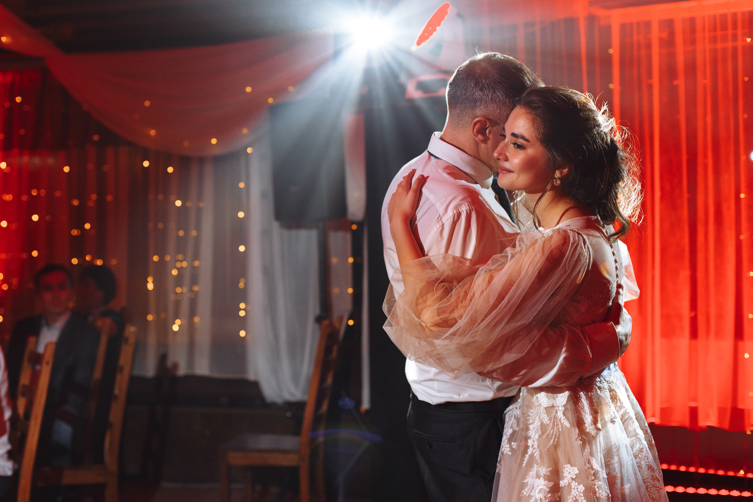 Небольшая прогулка и шумный банкет! Даша & Дмитрий. Фотограф Чугунов Александр