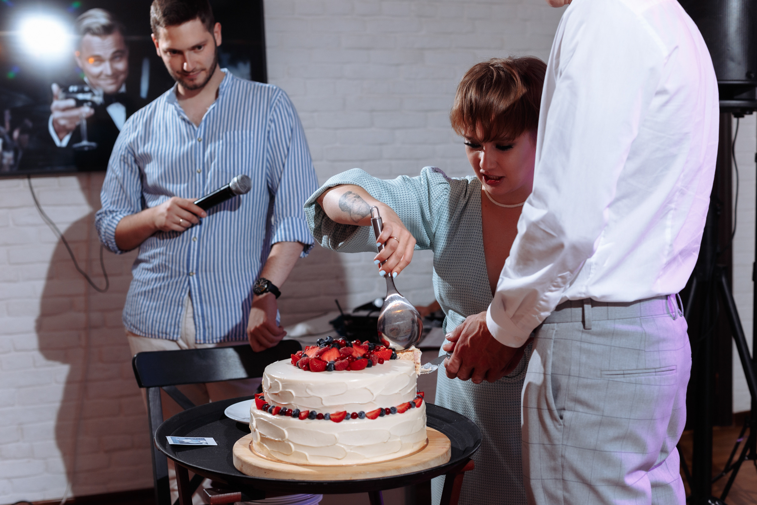 Веселый банкет в коттедже. Арина & Коля. Фотограф Чугунов Александр