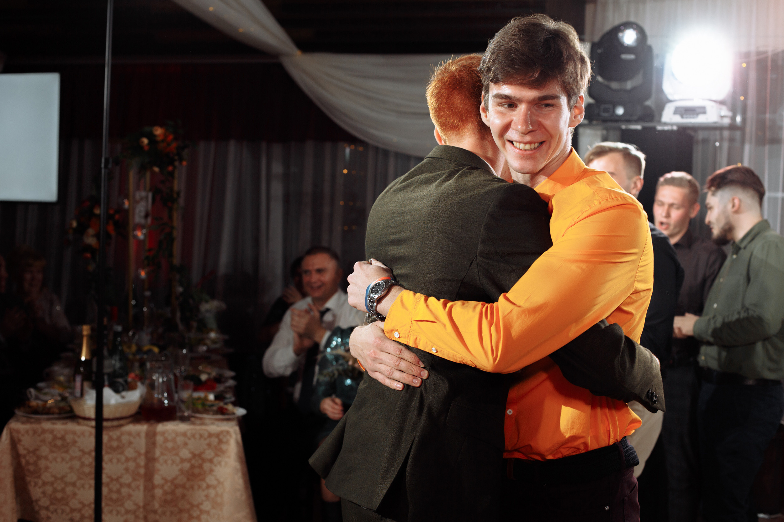 Небольшая прогулка и шумный банкет! Даша & Дмитрий. Фотограф Чугунов Александр