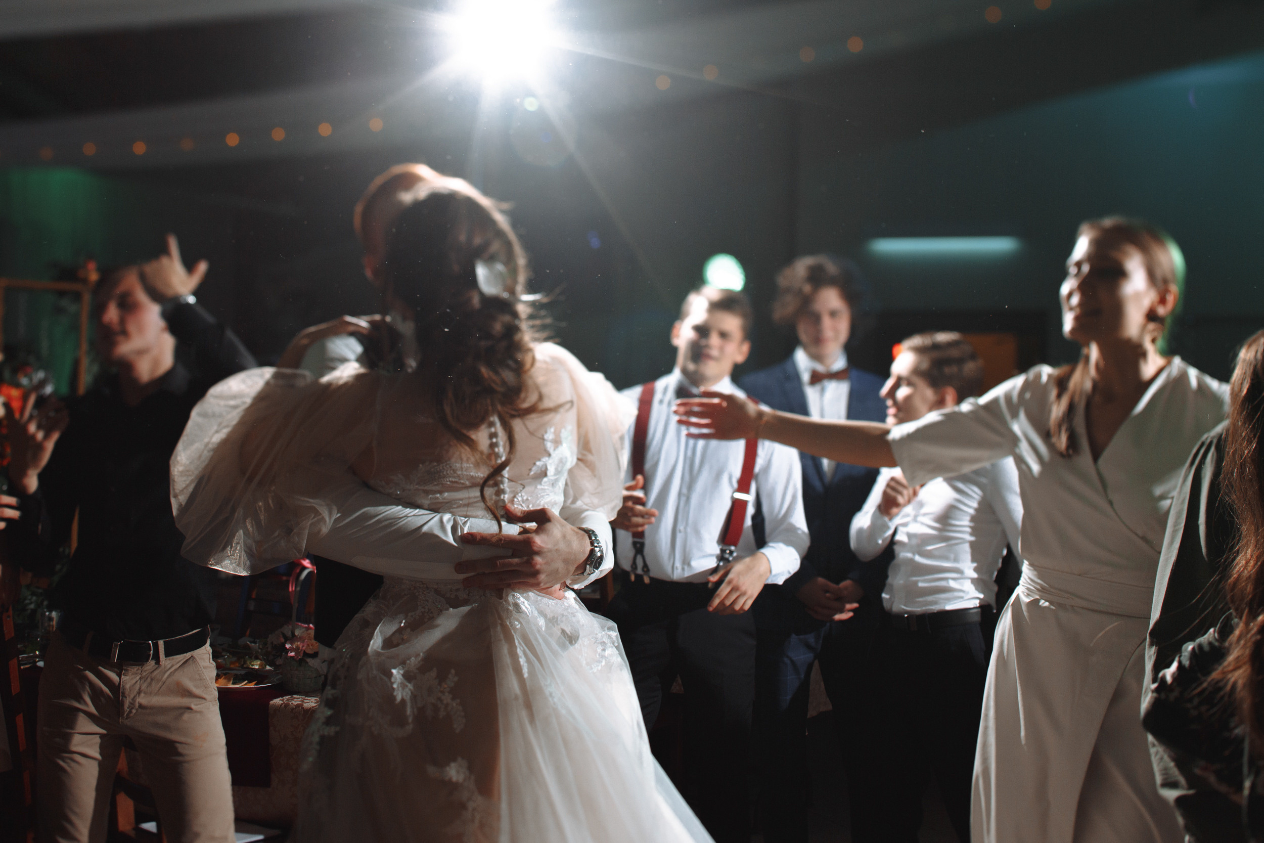 Небольшая прогулка и шумный банкет! Даша & Дмитрий. Фотограф Чугунов Александр