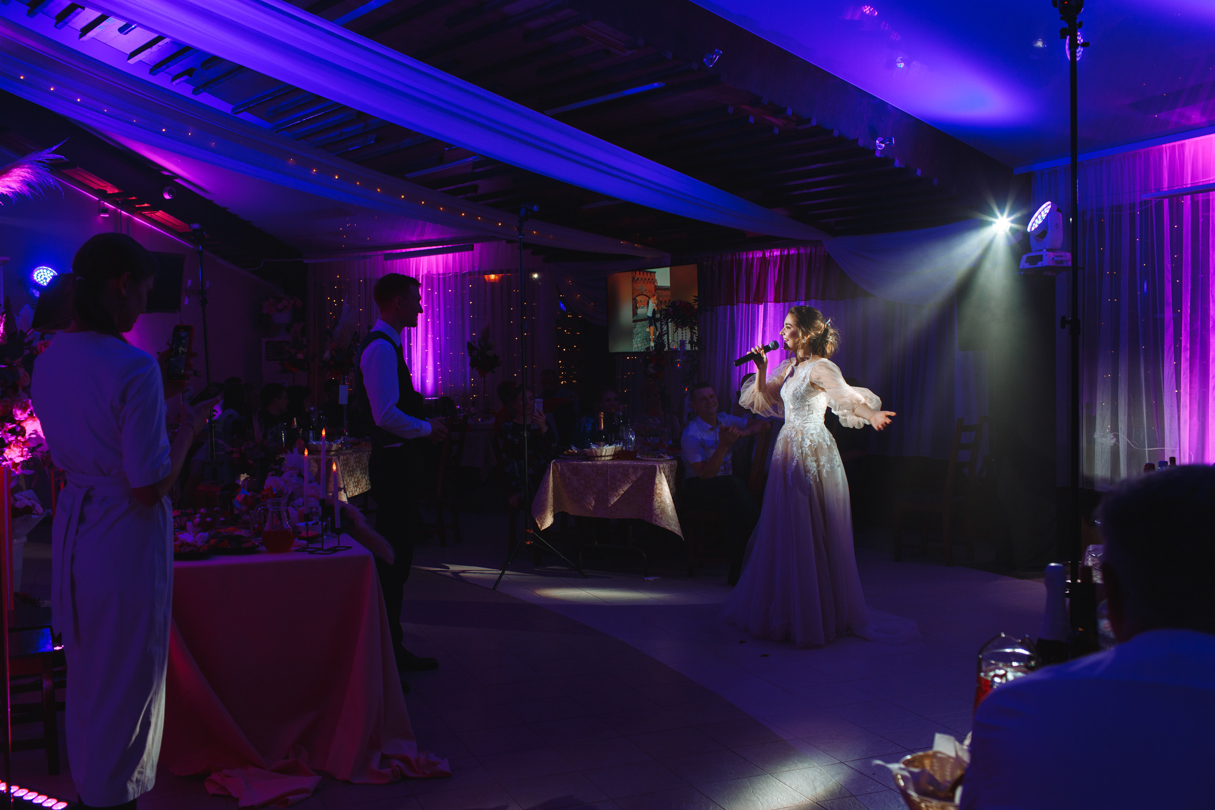 Небольшая прогулка и шумный банкет! Даша & Дмитрий. Фотограф Чугунов Александр