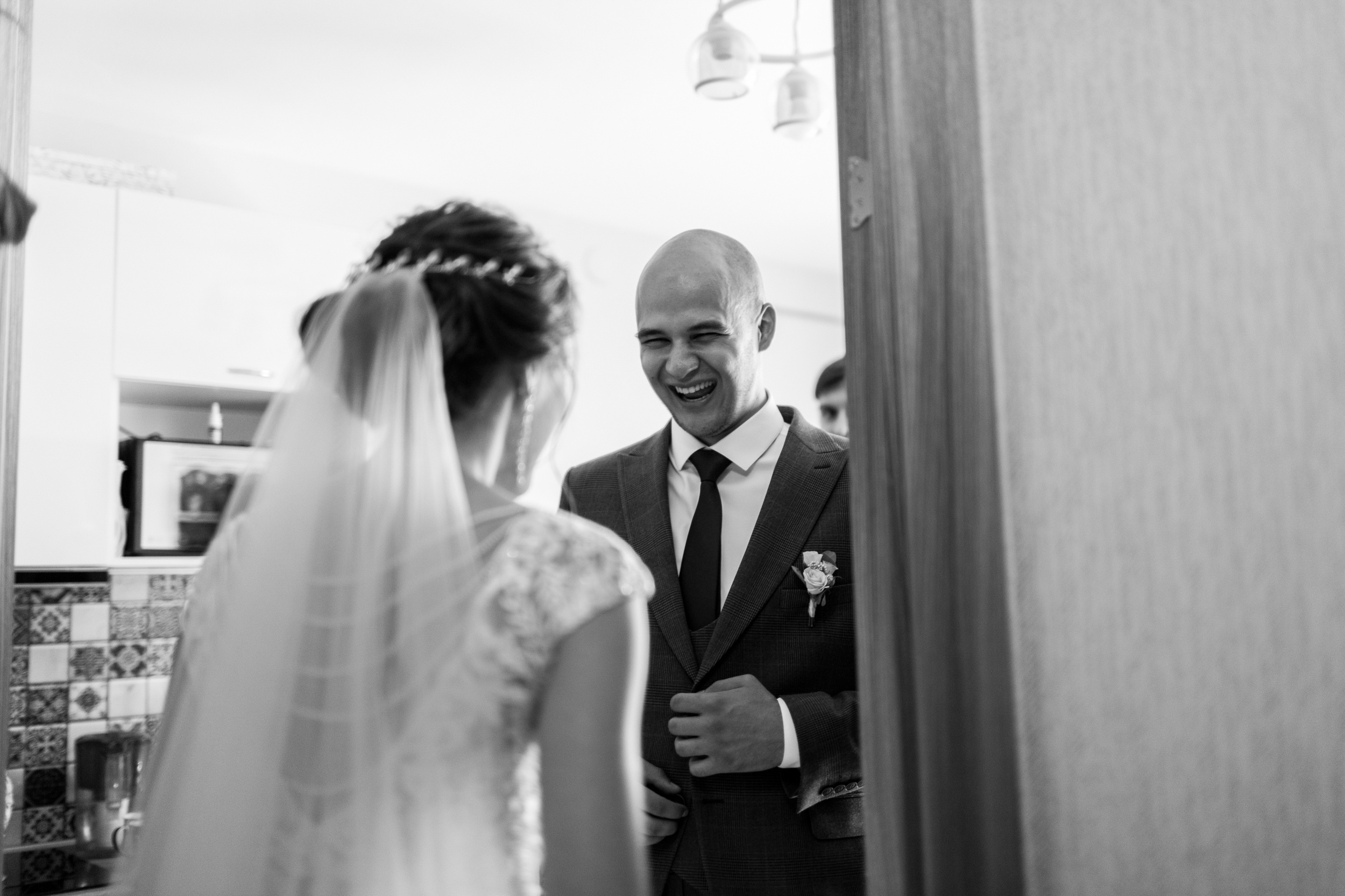 Сборы с друзьями и прогулка в кофейне. Миша & Маша. Фотограф Чугунов Александр